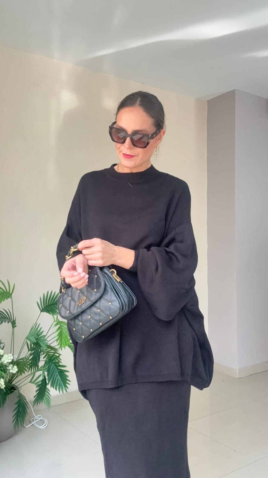 Etekli Triko Takım - siyah