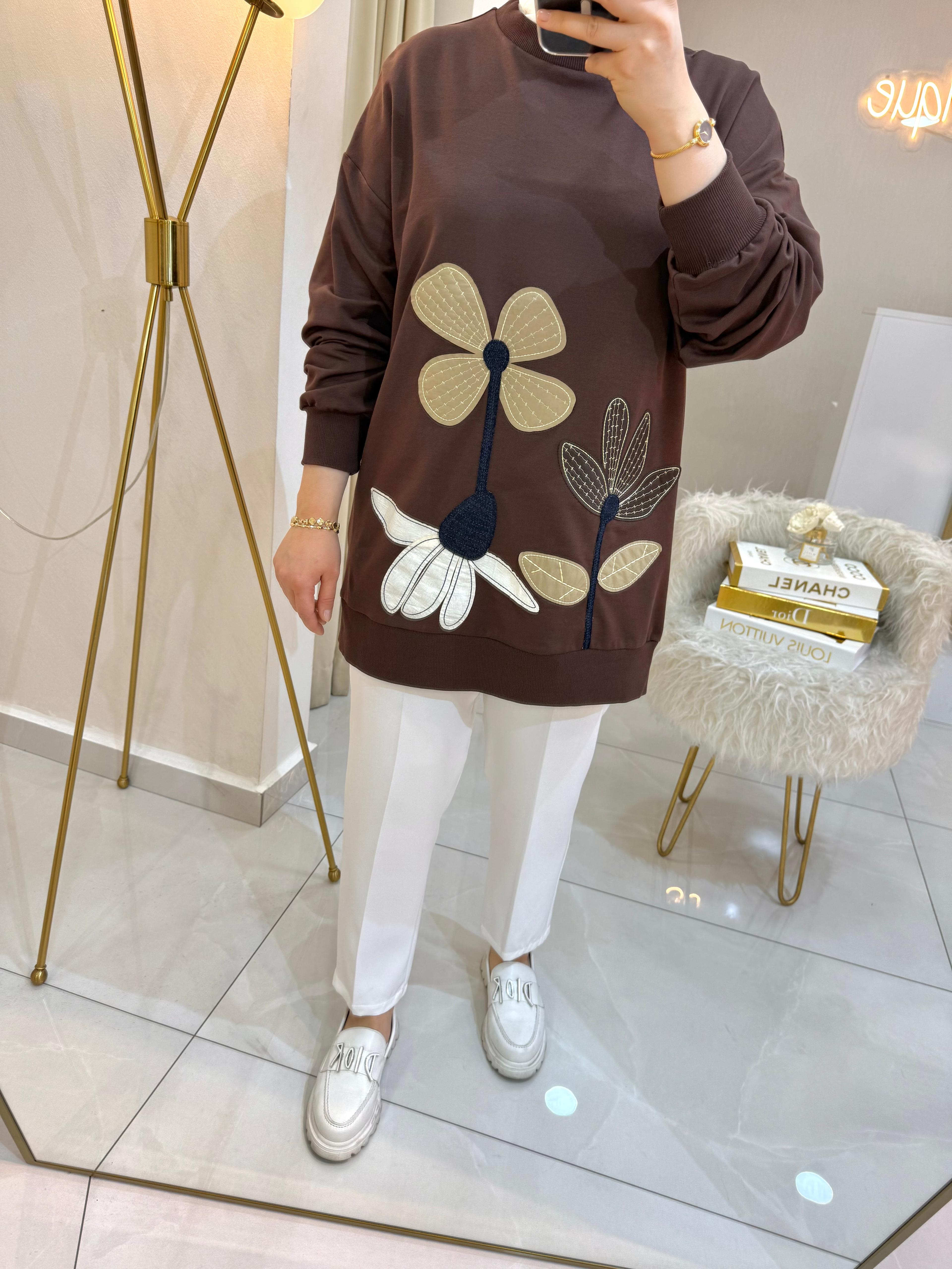 Çiçek Nakışlı Sweat Kahve