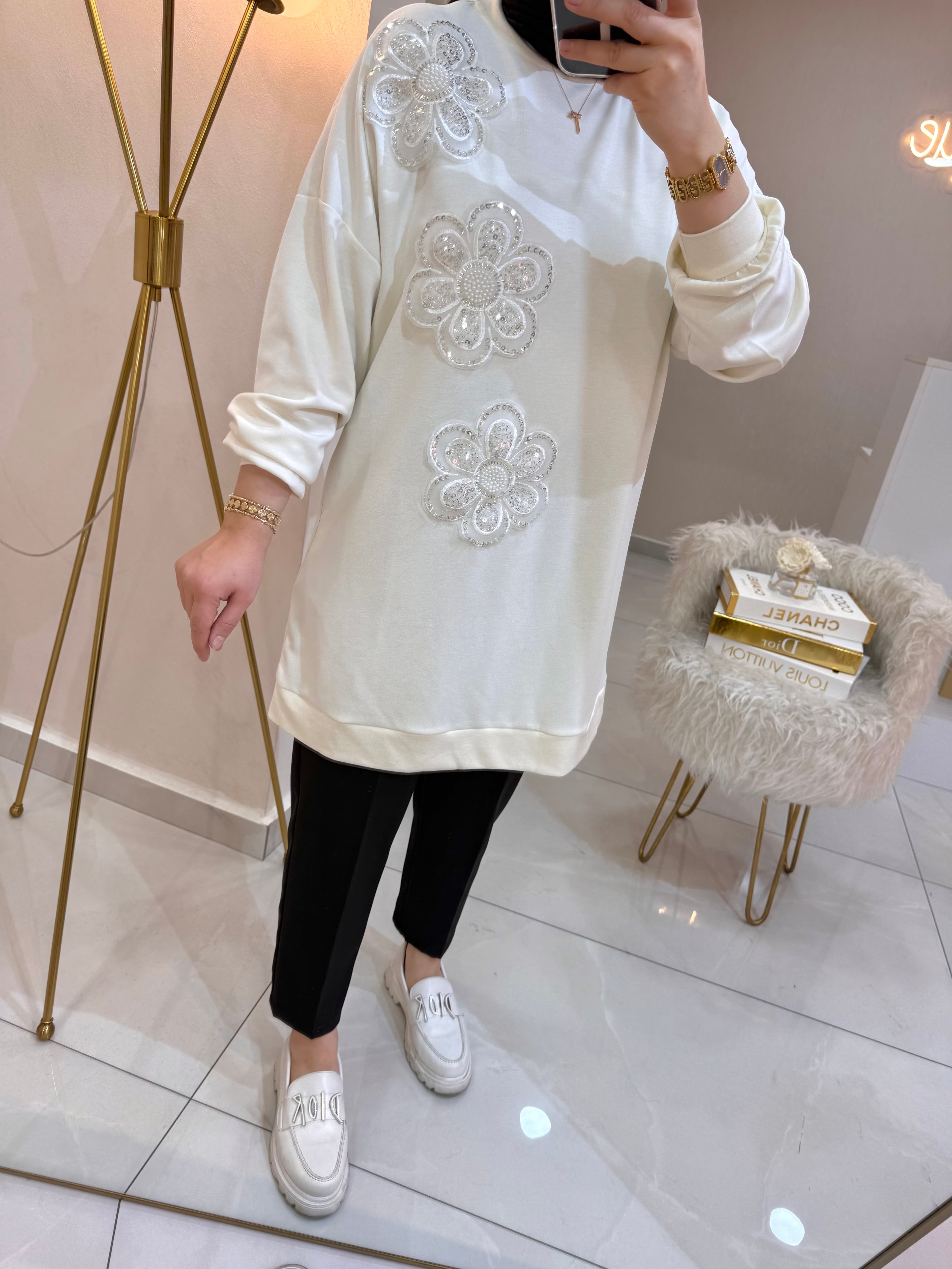 Güpür Çiçekli Sweat Krem