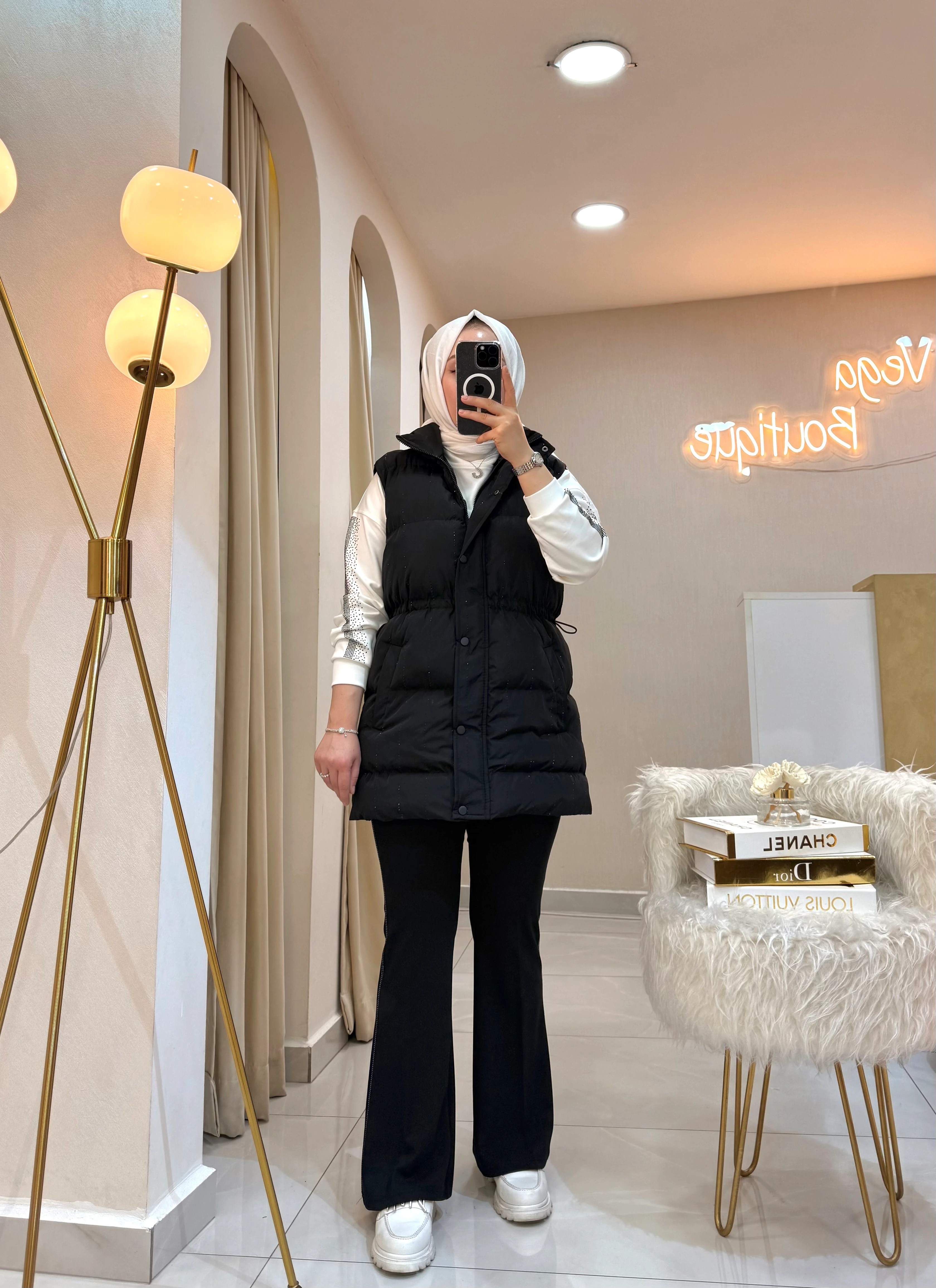 Taşlı Şişme Yelek Siyah