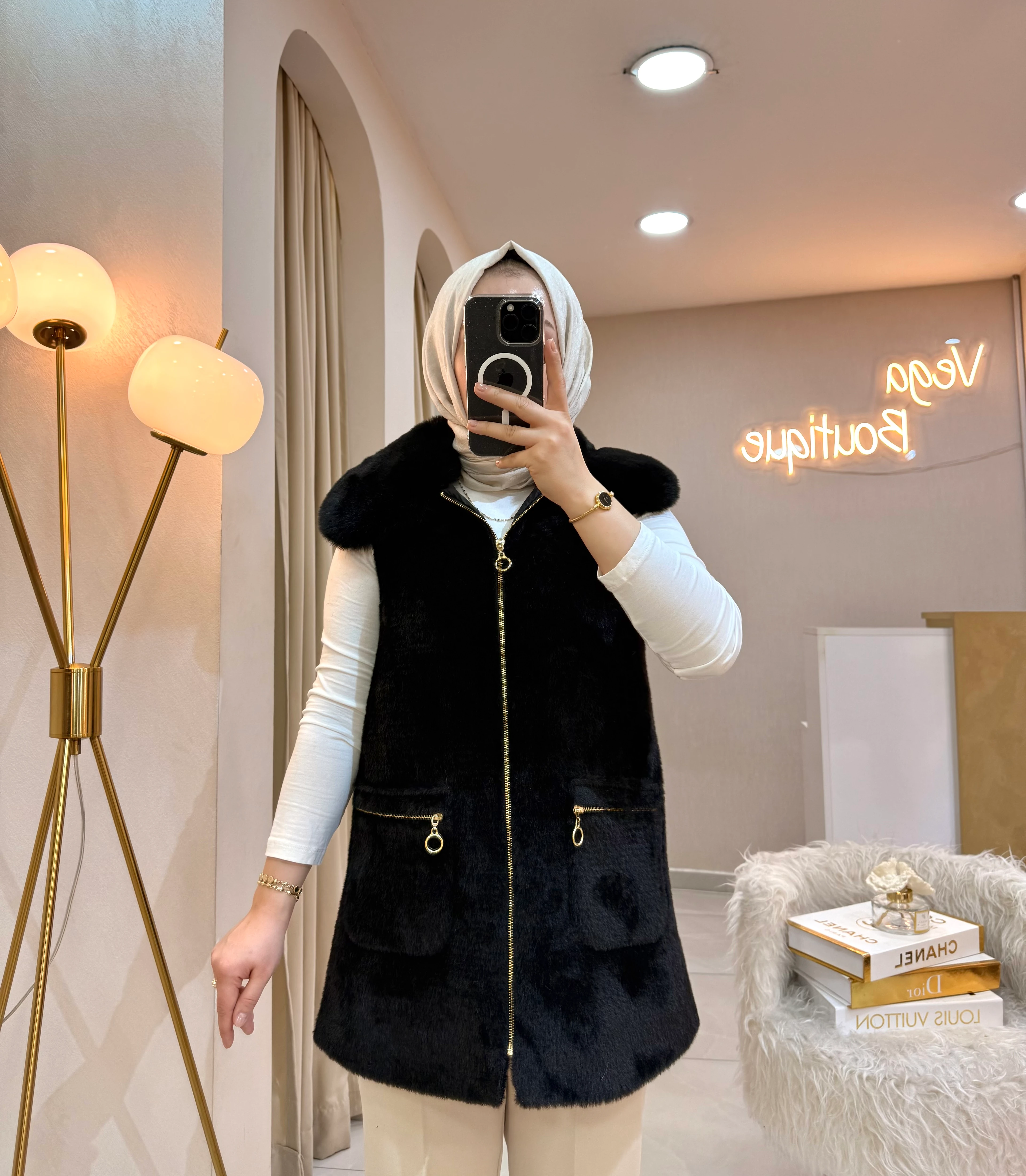 Kürk Yakalı Angora Yelek Siyah