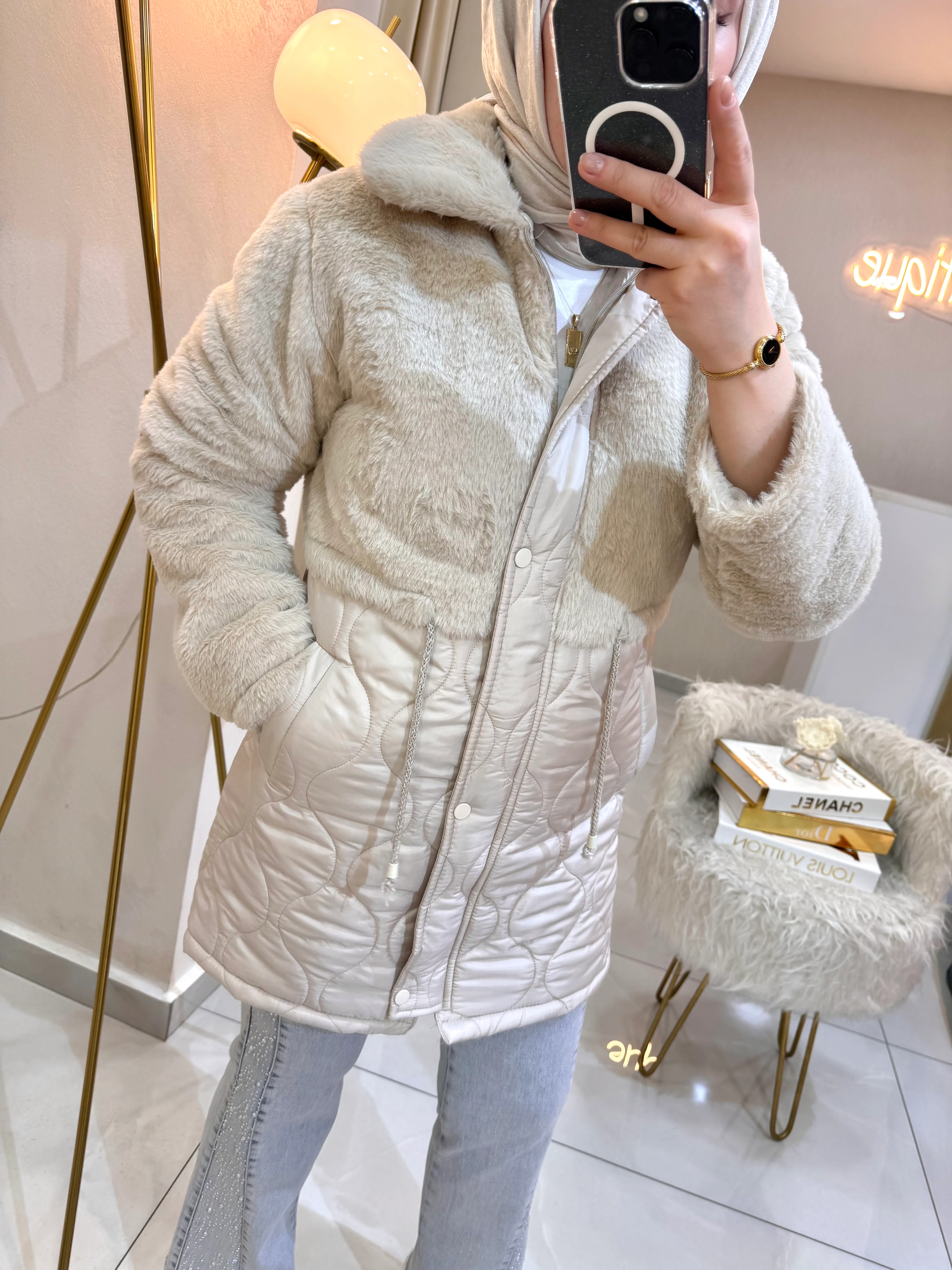 Peluş Detaylı Şişme Mont Taş