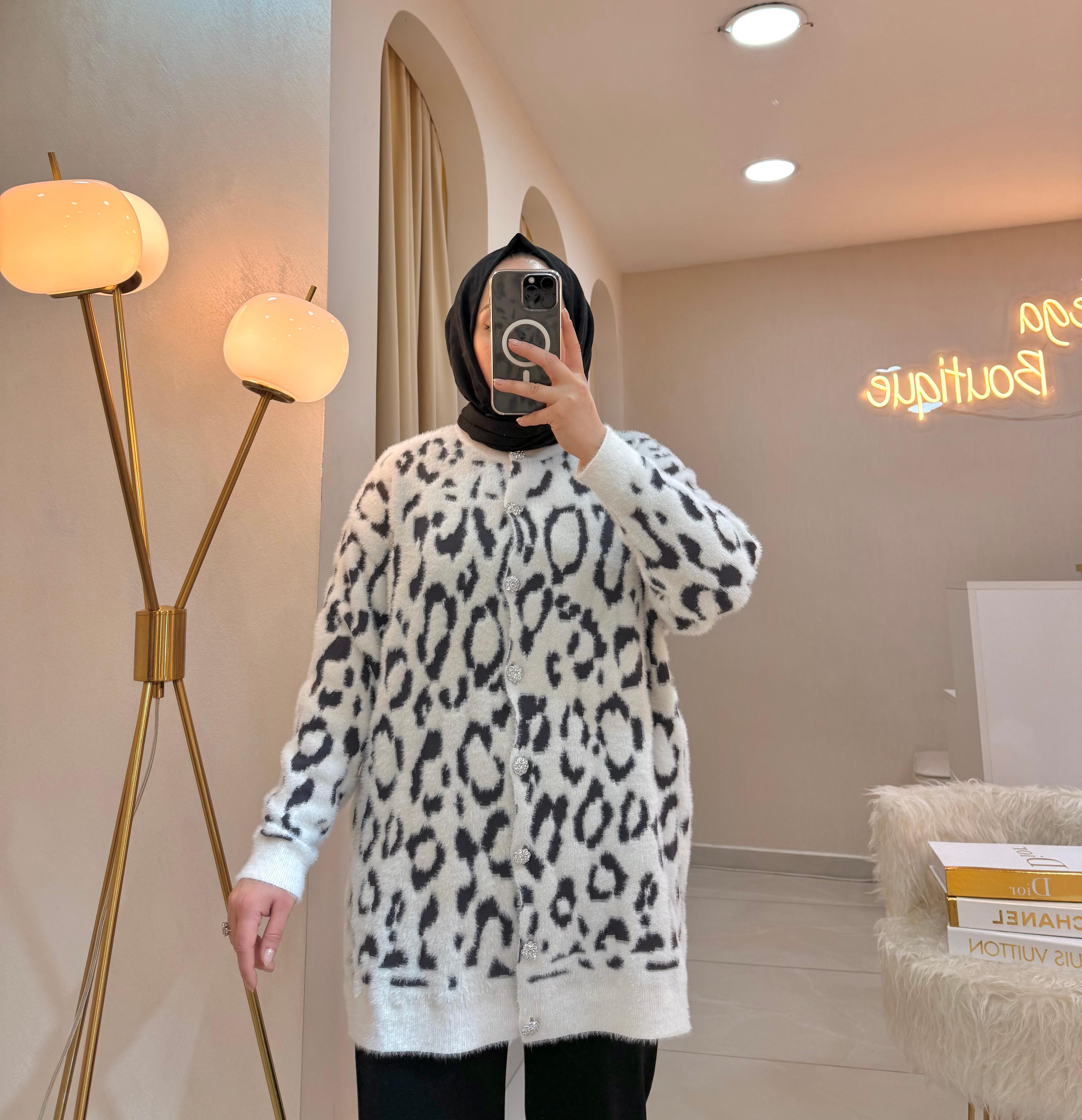 Sim Detaylı Leopar Hırka
