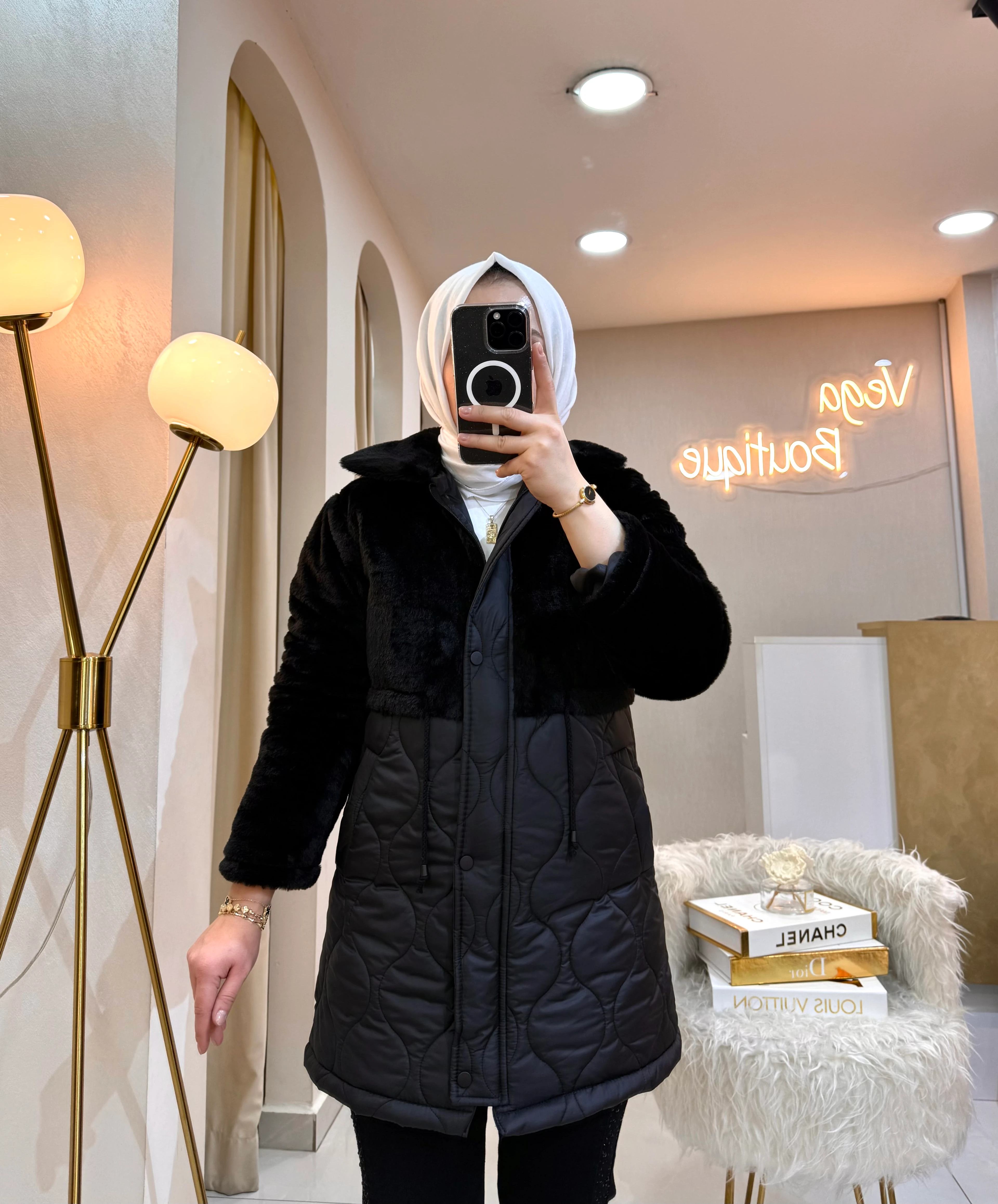 Peluş Detaylı Şişme Mont Siyah