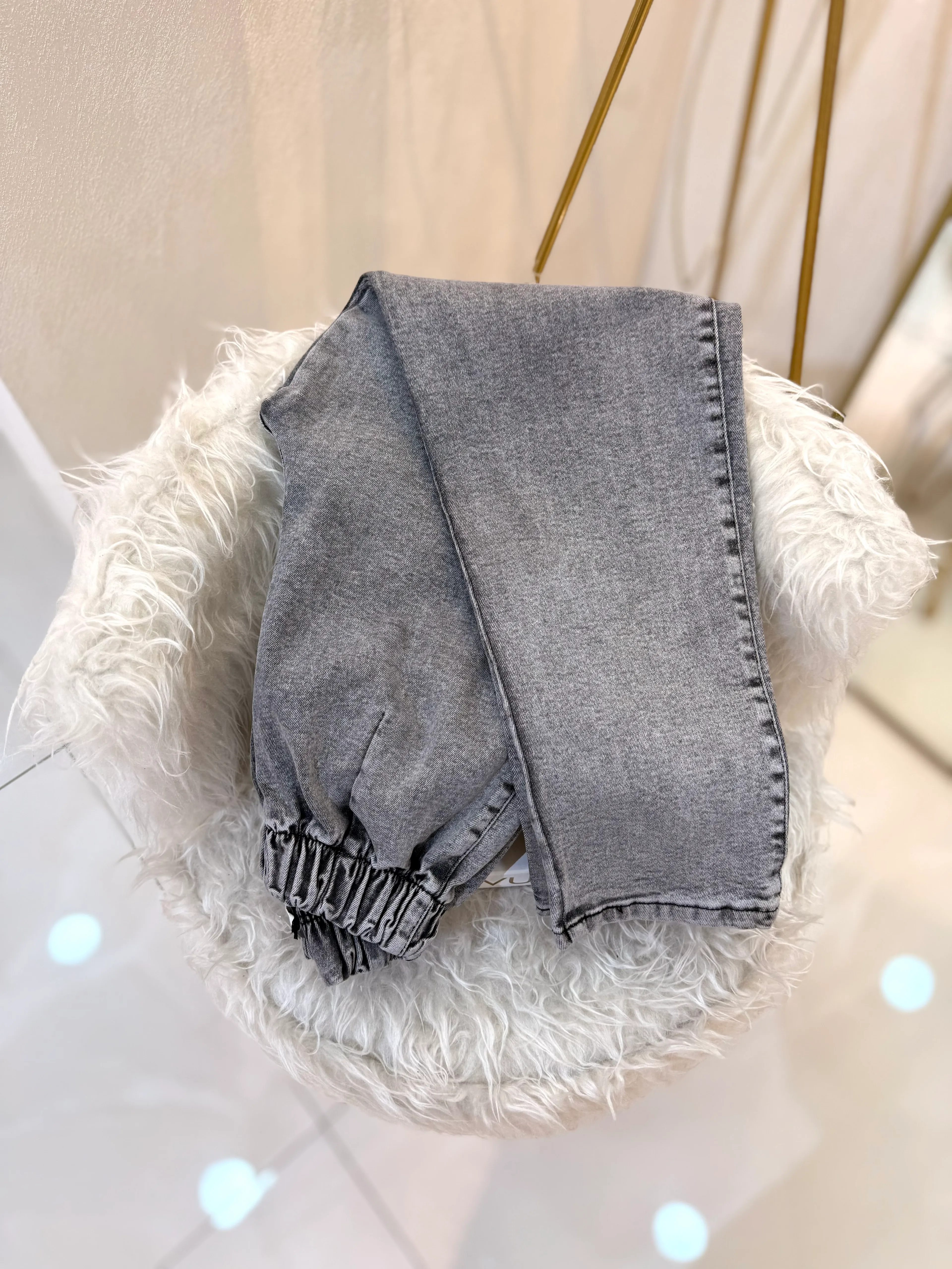 Beli Lastikli Jean Füme