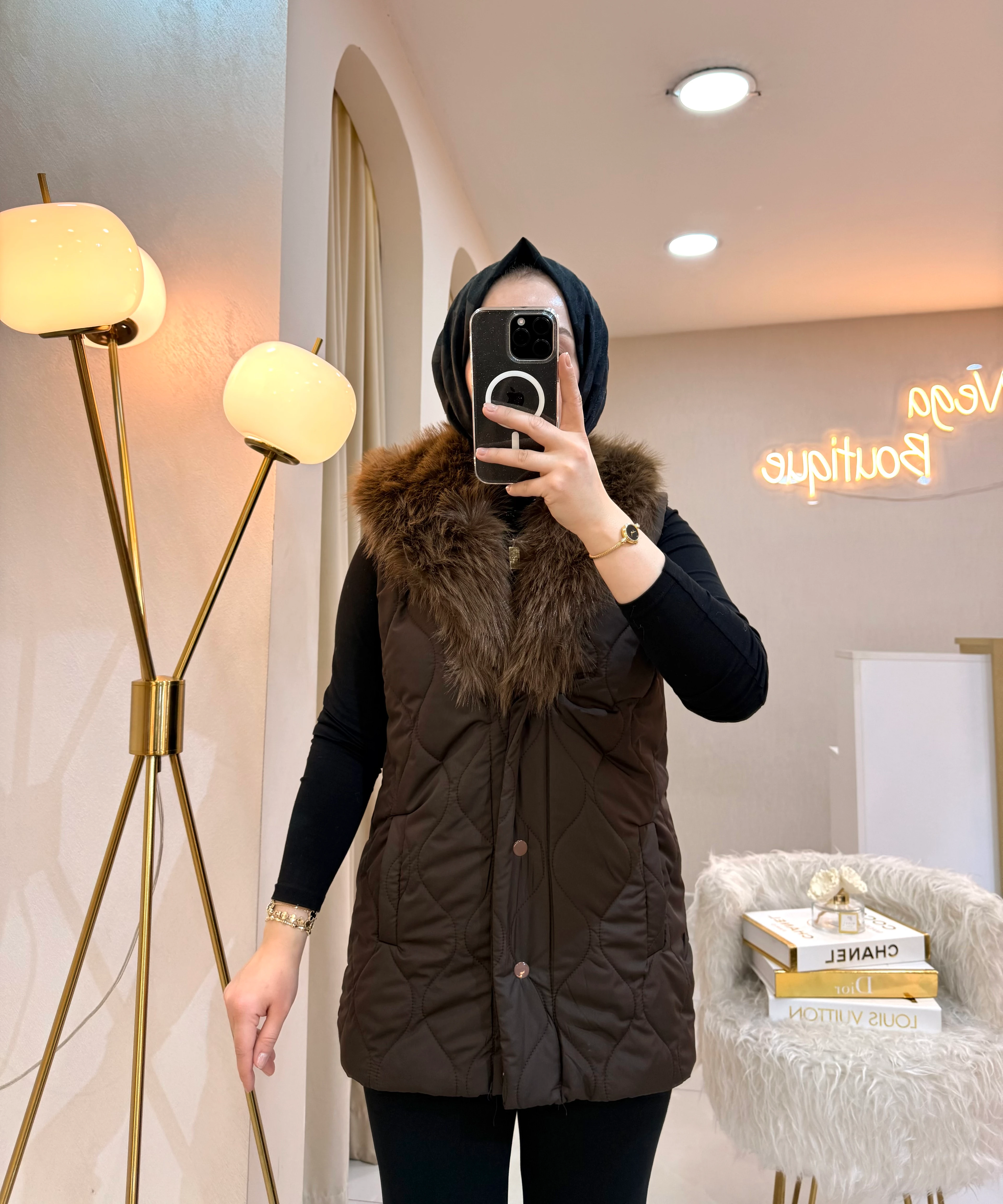 Kürk Yakalı Kapitone Yelek Kahve