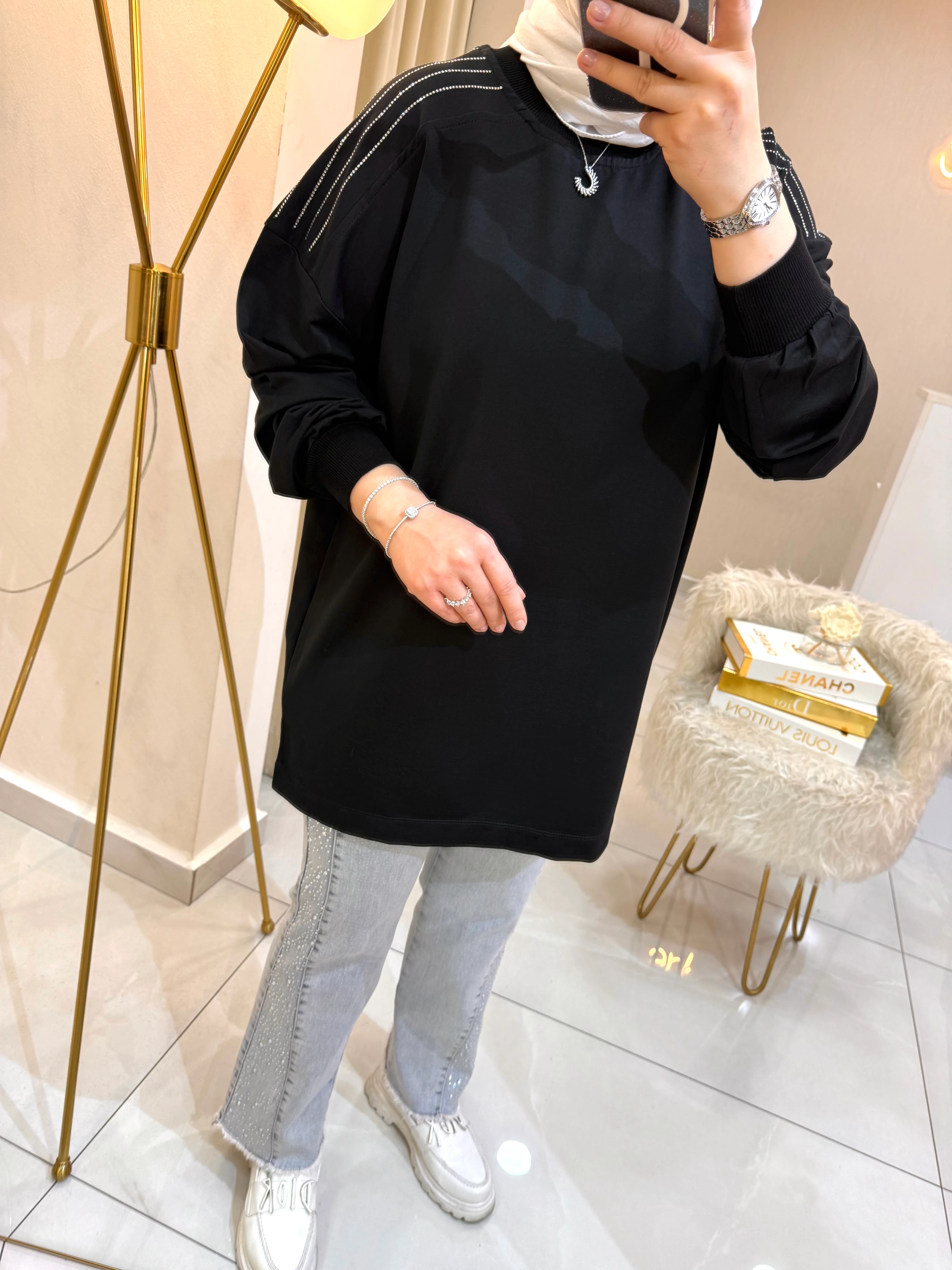 Omzu Taşlı Sweat Siyah