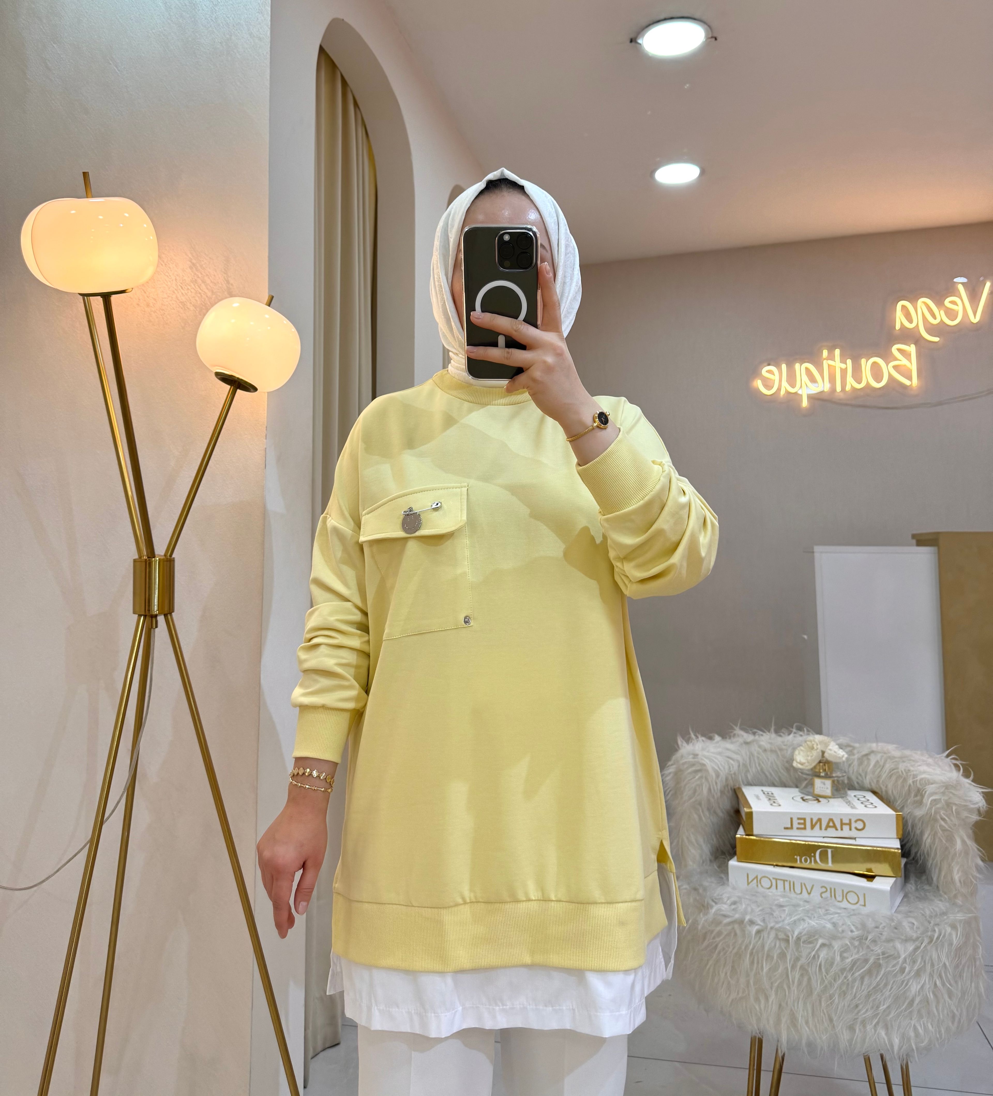Broşlu Sweat Sarı