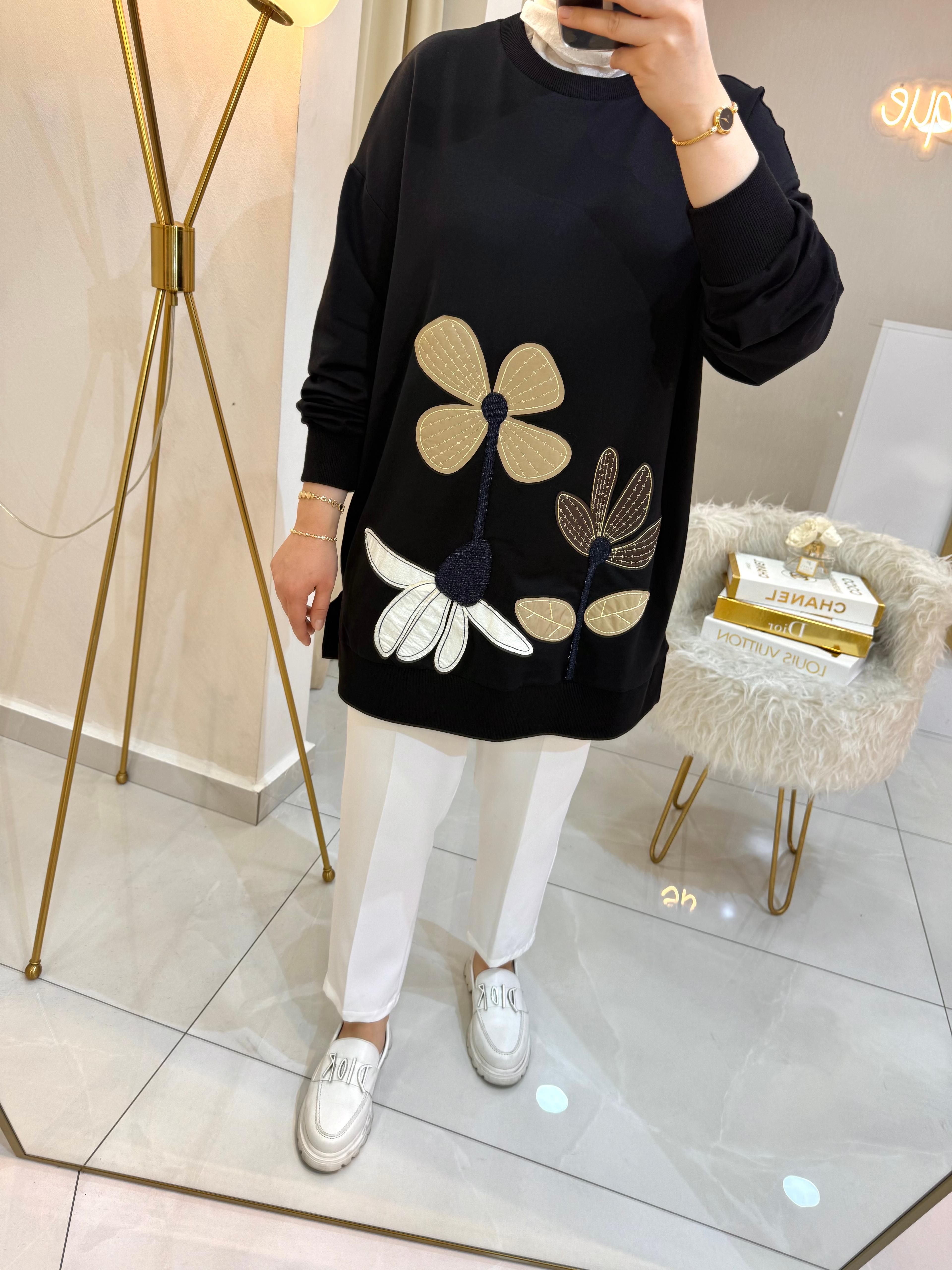 Çiçek Nakışlı Sweat Siyah