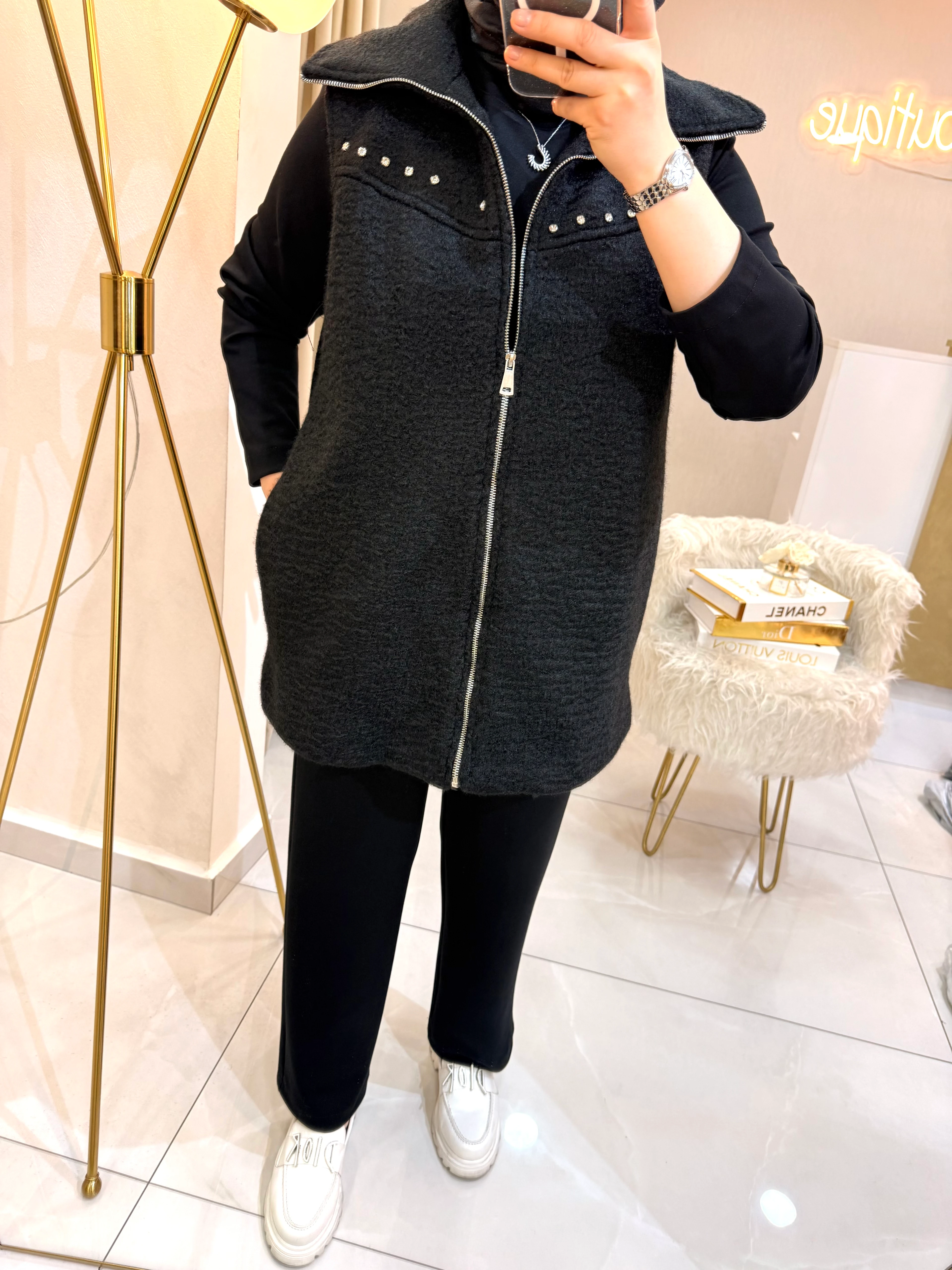 Taş Detaylı 3'lü Yelekli Takım Siyah