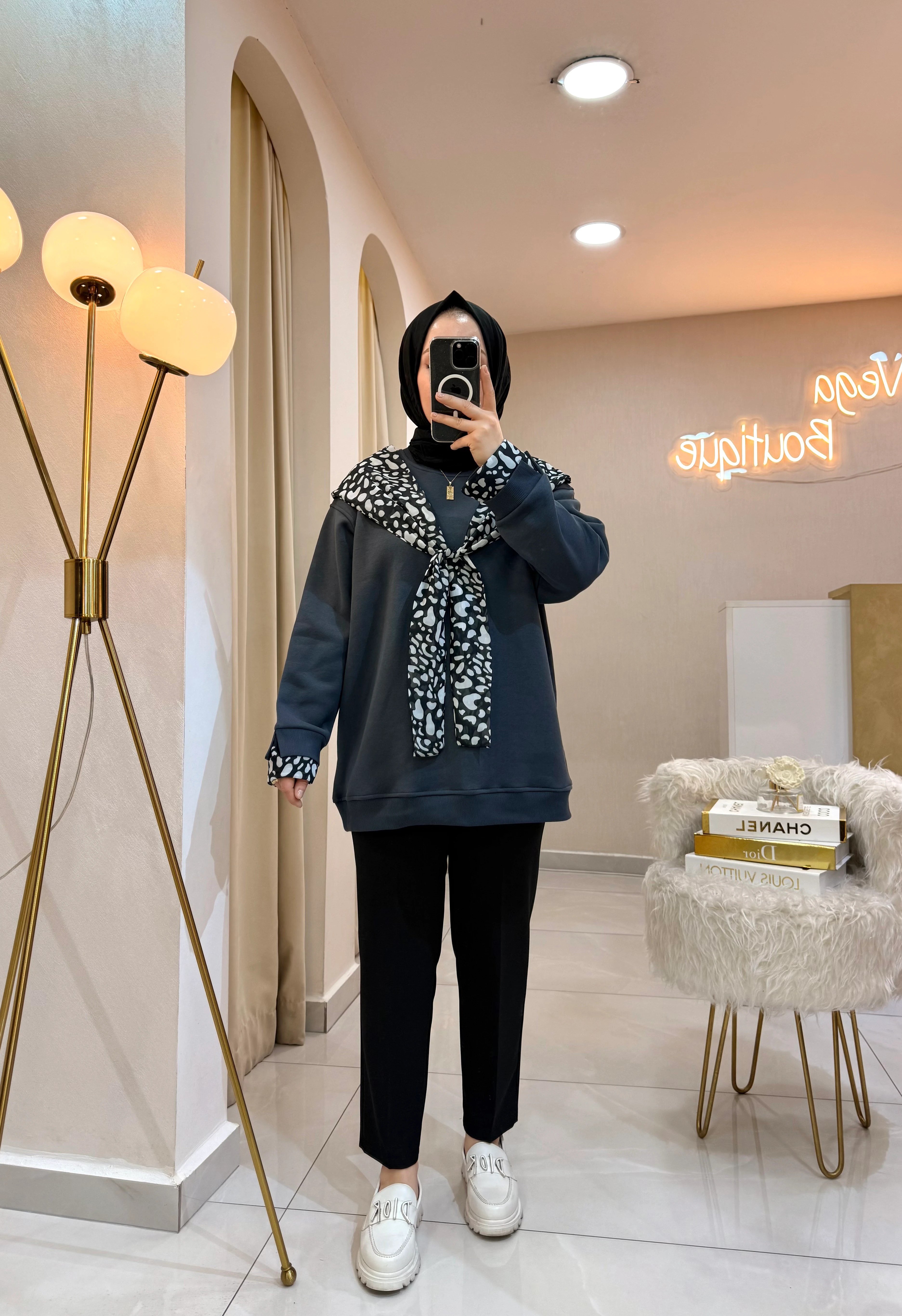 Leopar Fularlı Sweat Füme