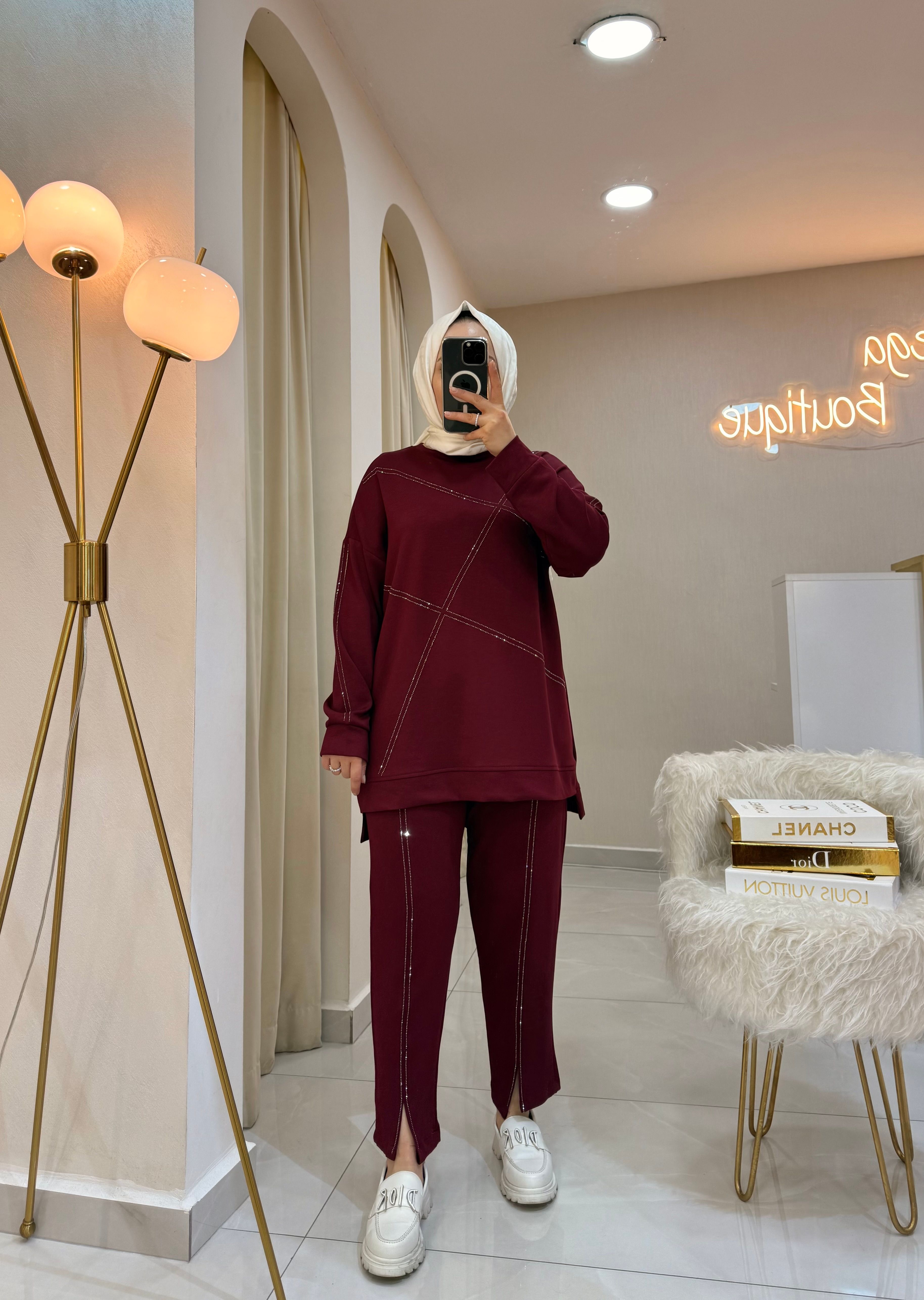 Full Taşlı Takım Bordo
