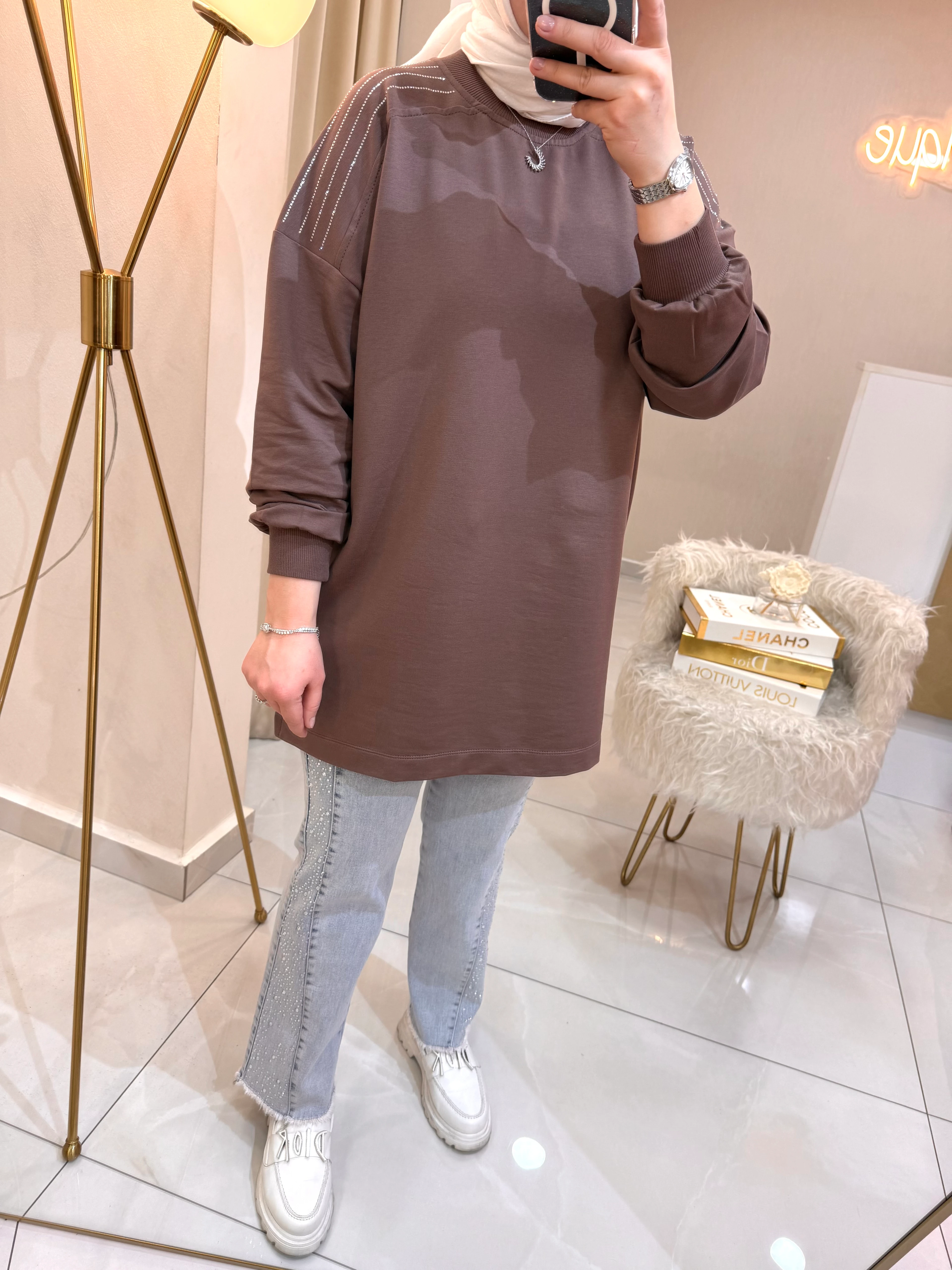 Omzu Taşlı Sweat Toprak