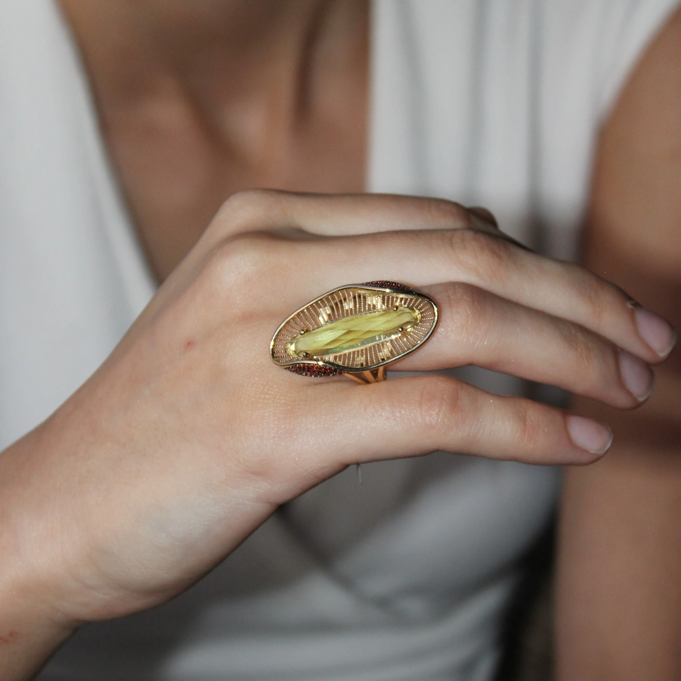 Yeşil Taşlı Mekik Yüzük