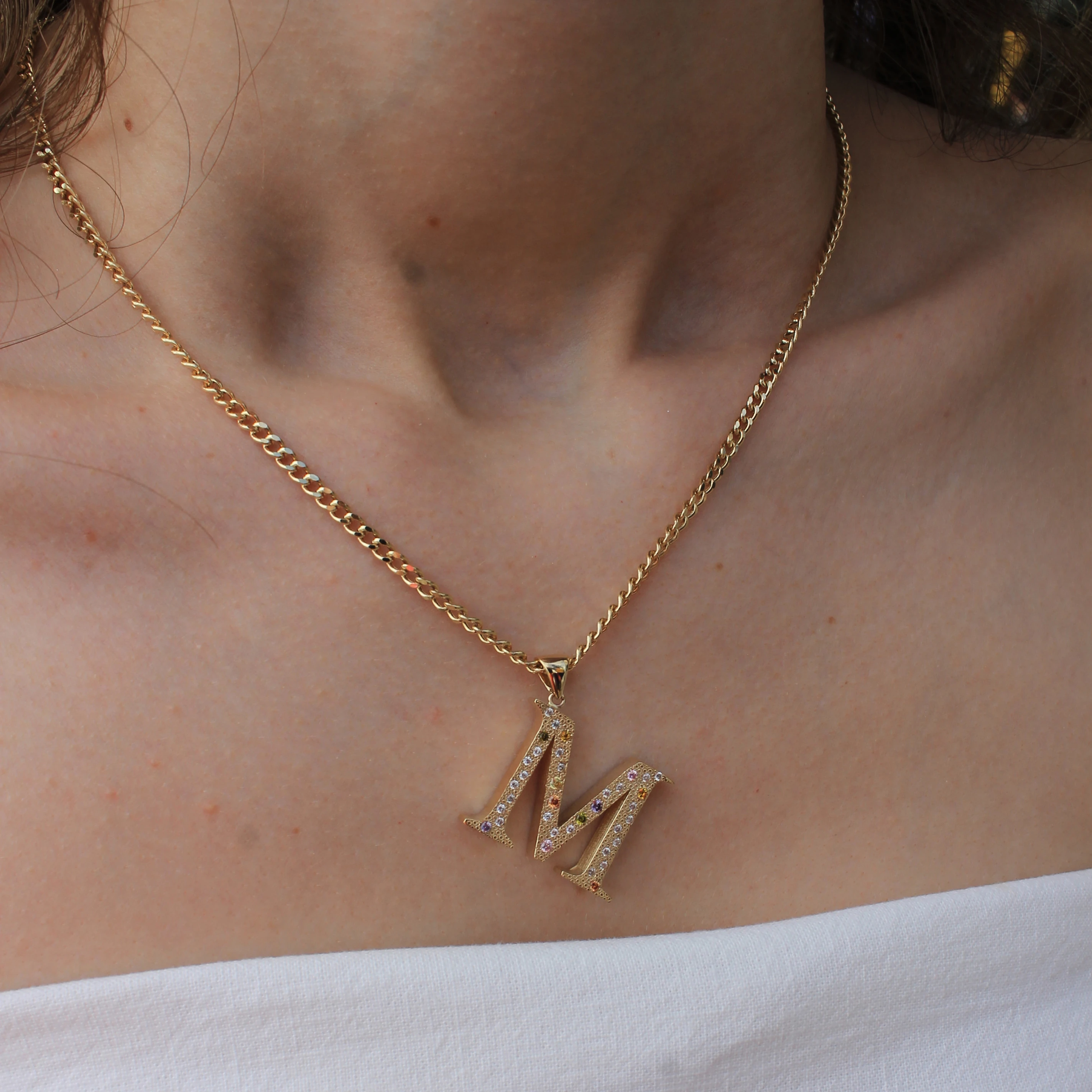 Renkli Taşlı Harf Kolye