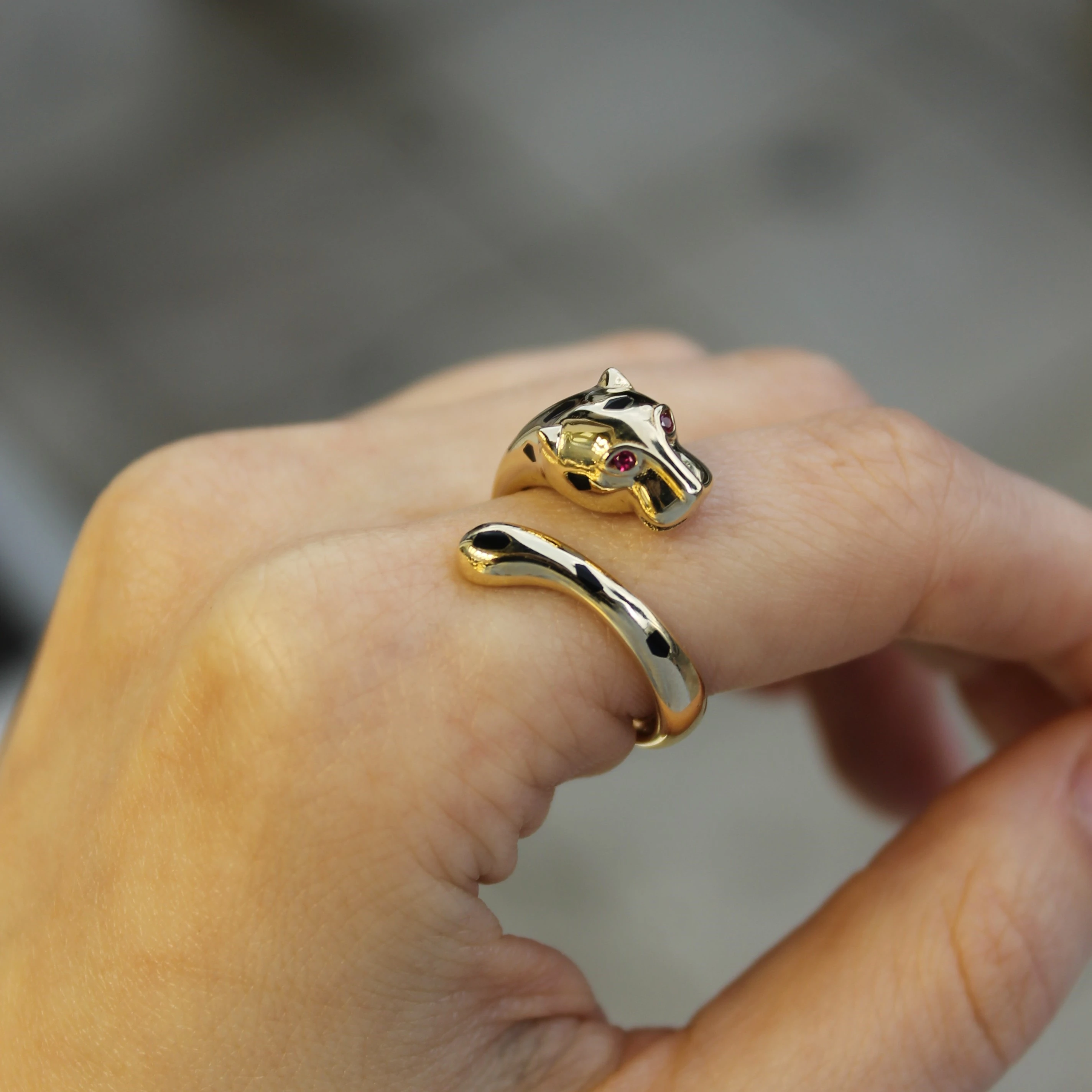 Pembe Gözlü Panter Yüzük