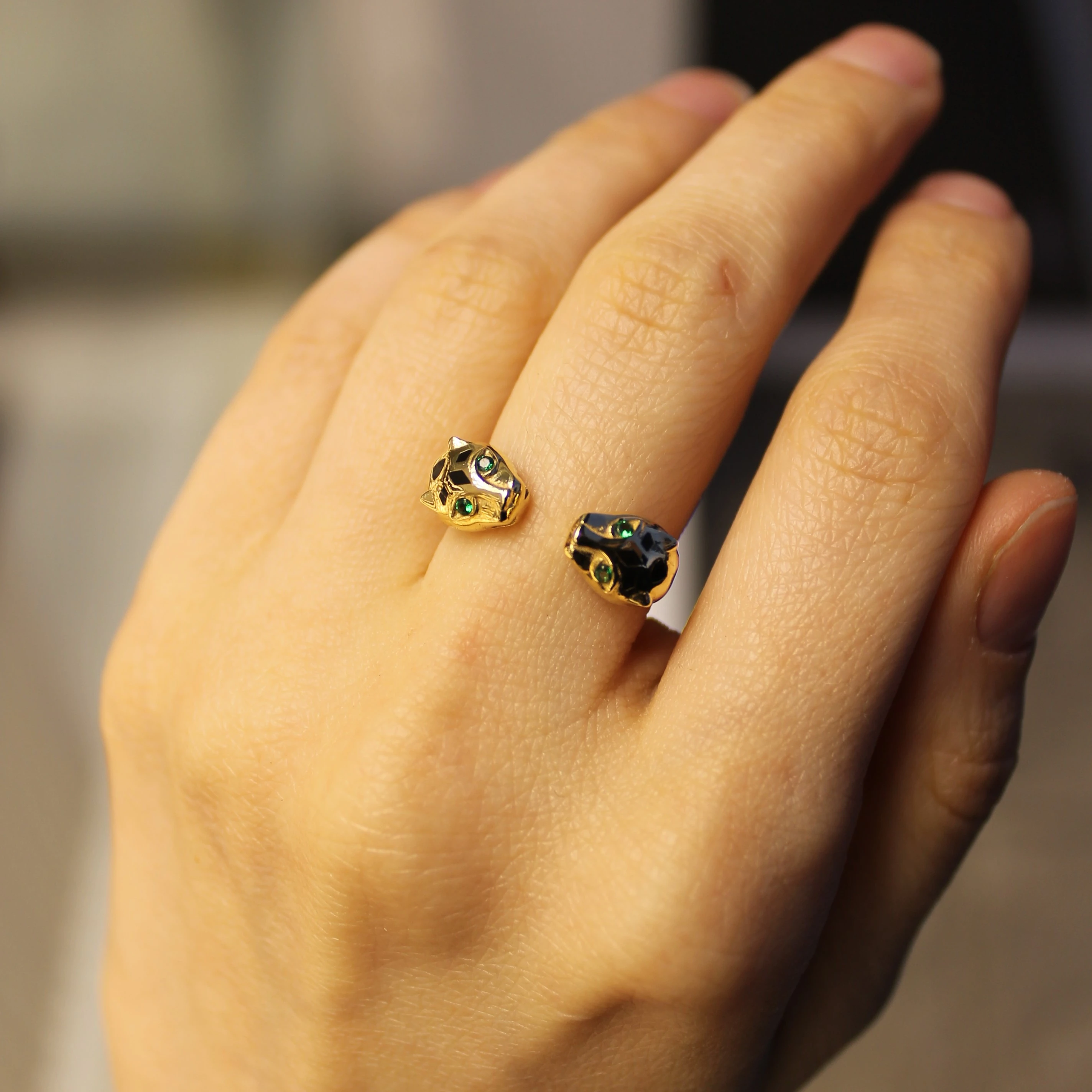 İki Başlı Kavuşan Panter Yüzük