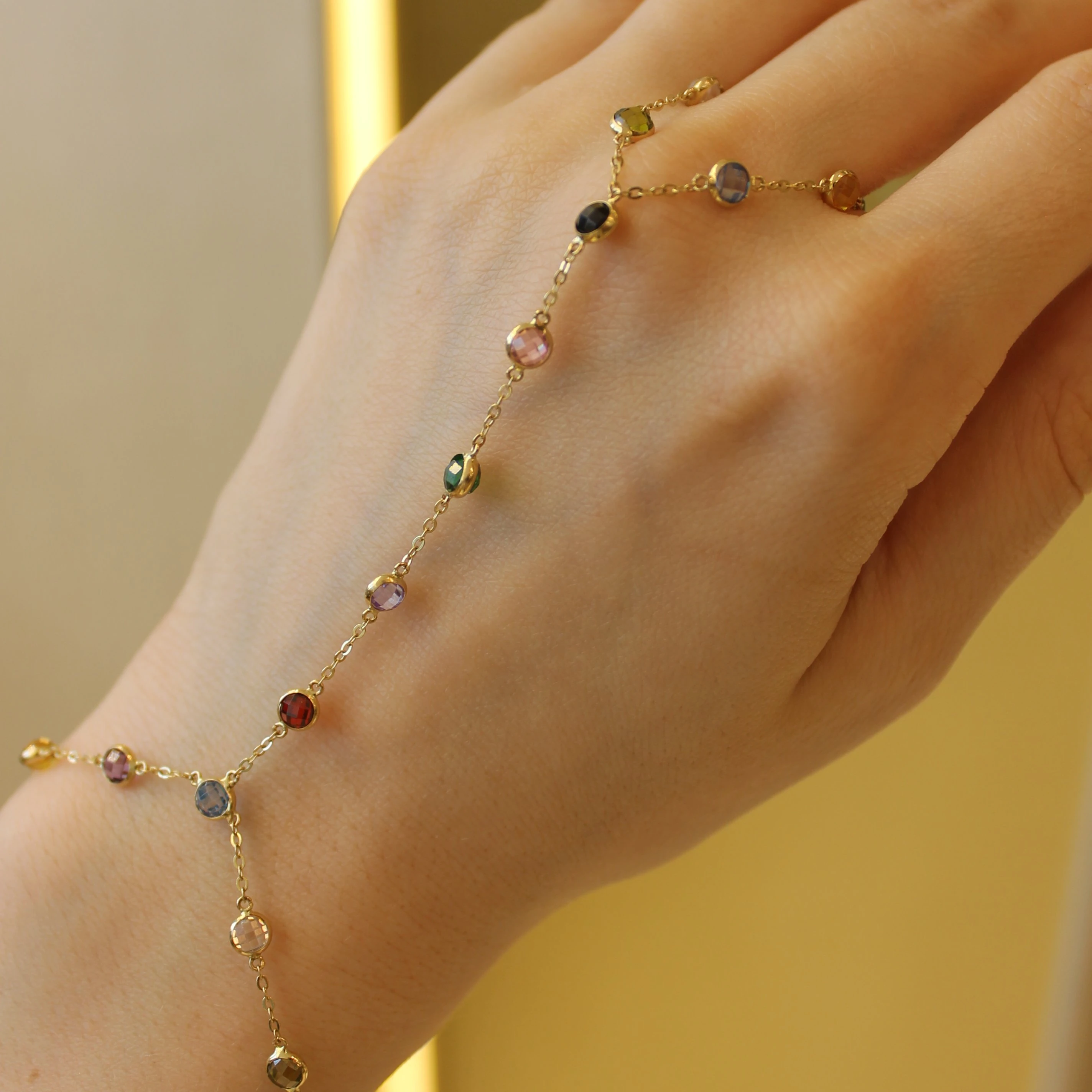 Renkli Taşlı Şahmeran Bileklik