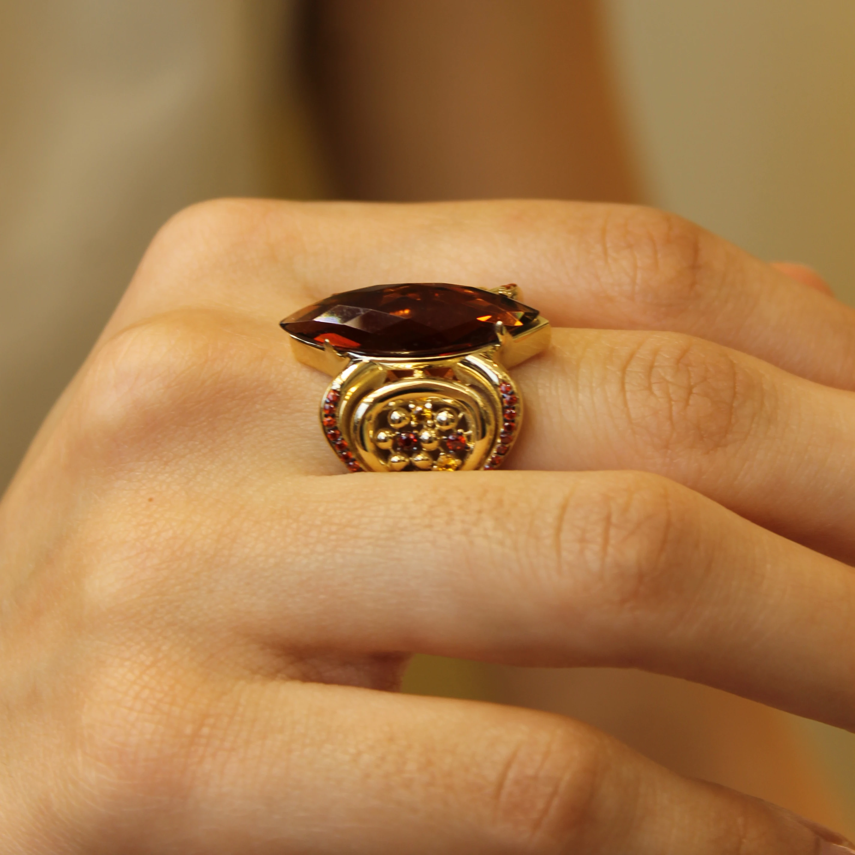 Markiz Kehribar Taş Maksimal Yüzük