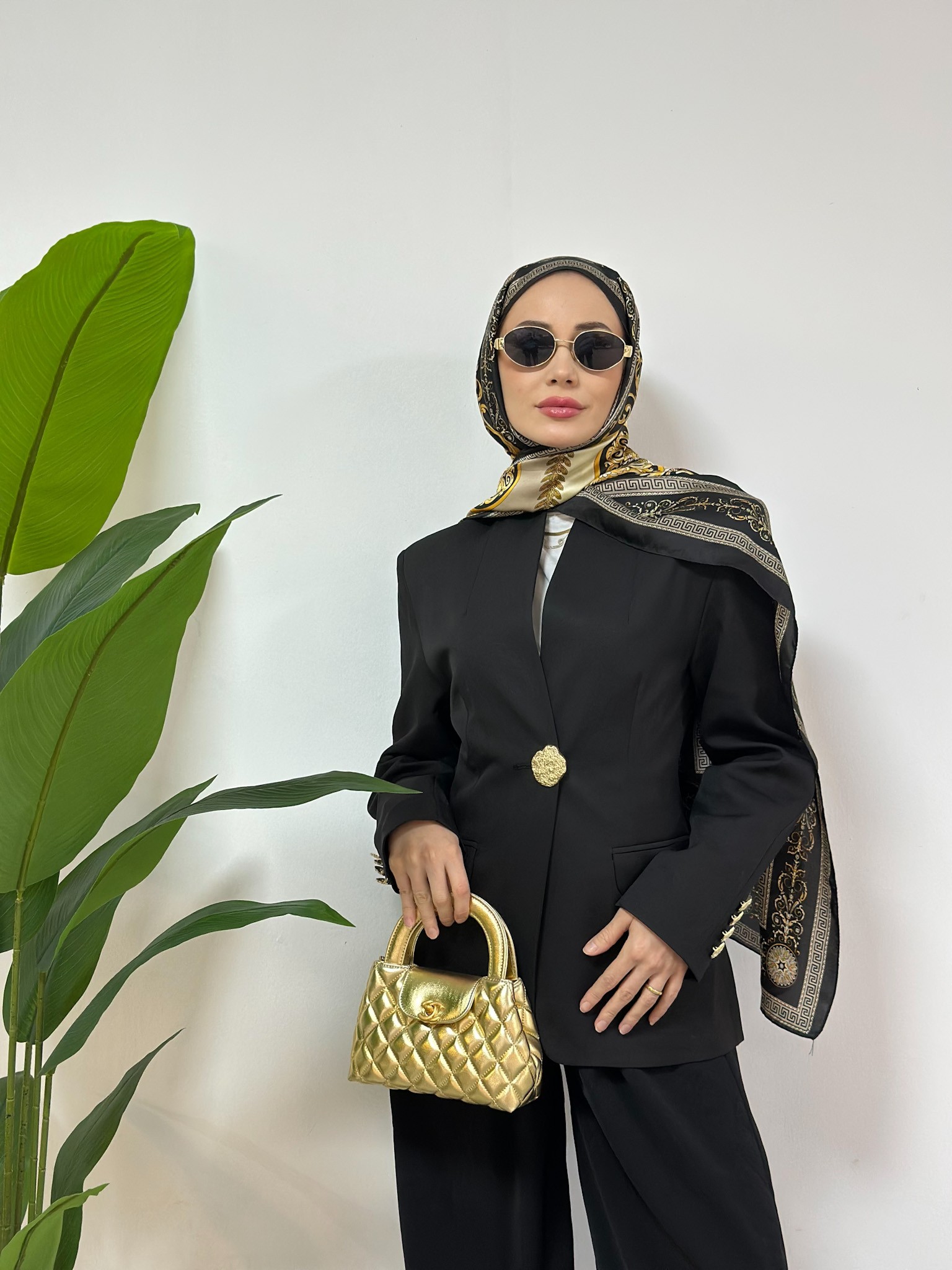 GOLD DÜĞME DETAYLI  CEKET - SİYAH