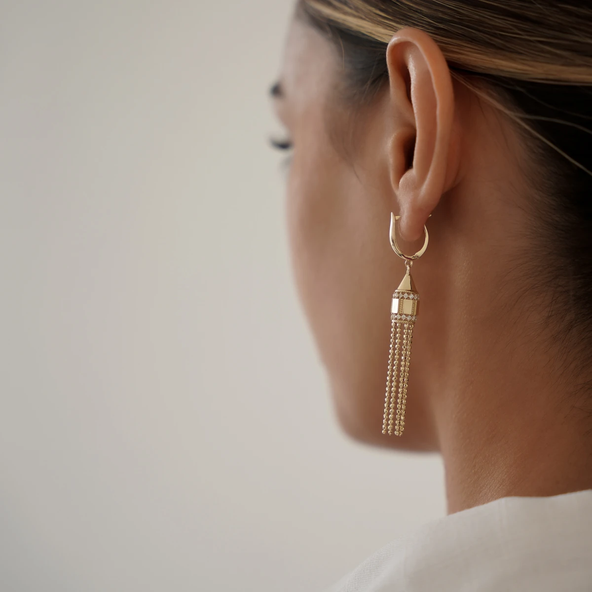 Galata Püskül Altın Küpe