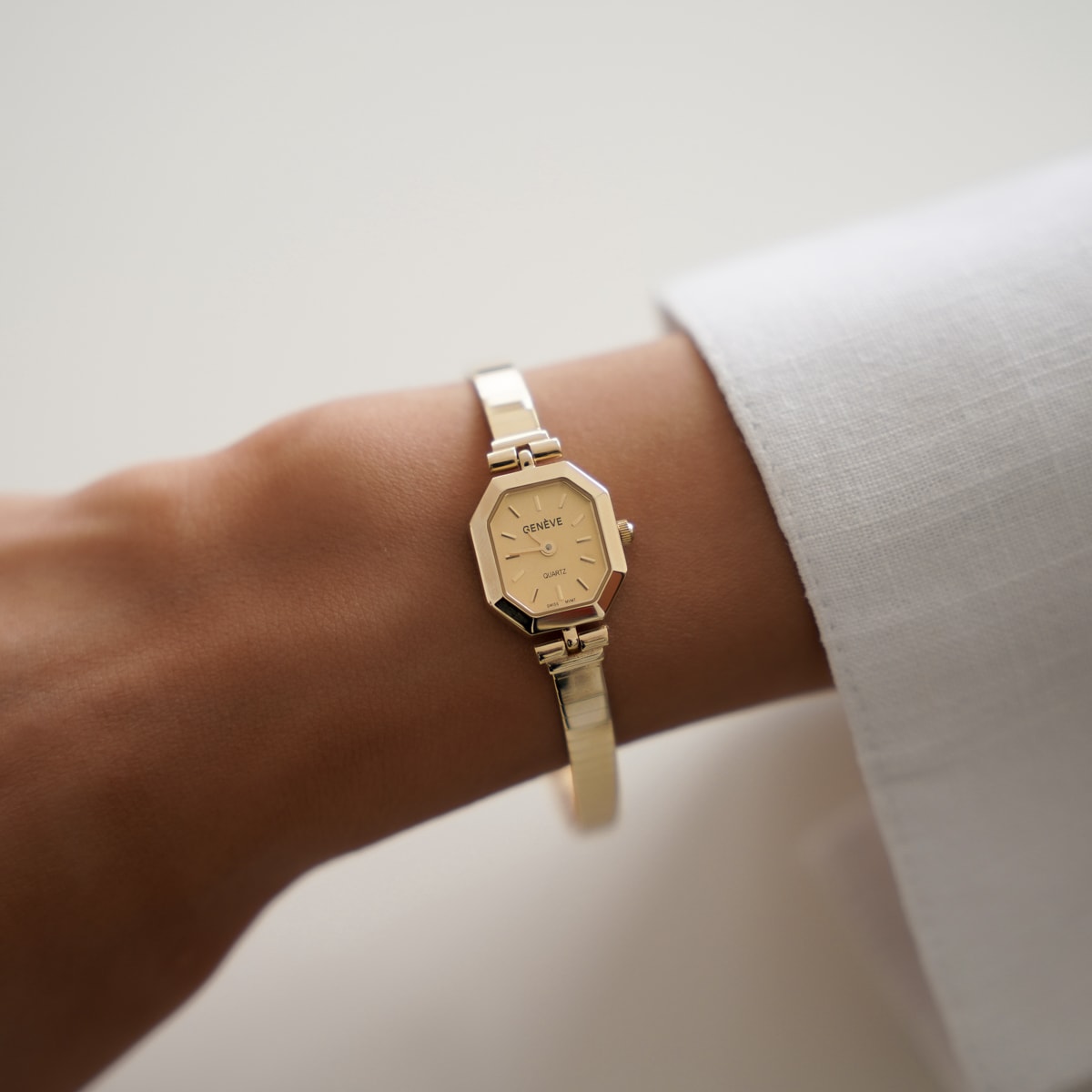 Geneve Omega Kordon Petek Kadran Altın Saat