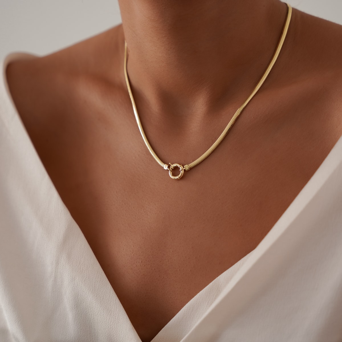 Kilitli Yılan Altın Zincir