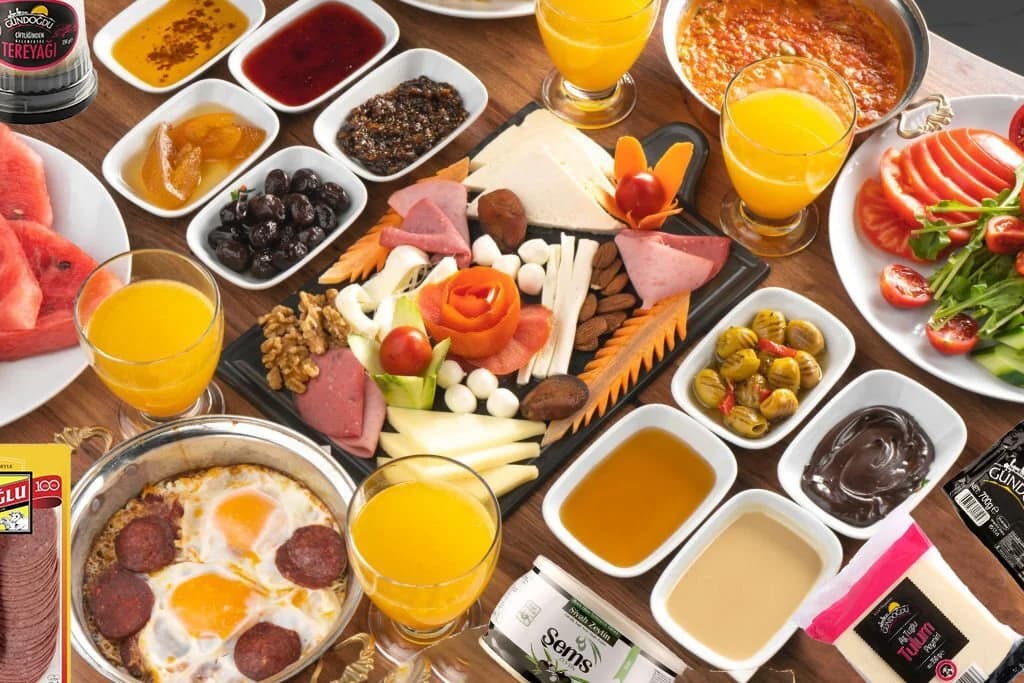 Forumda Kiminle Kahvalt� Yapmak �stersin?