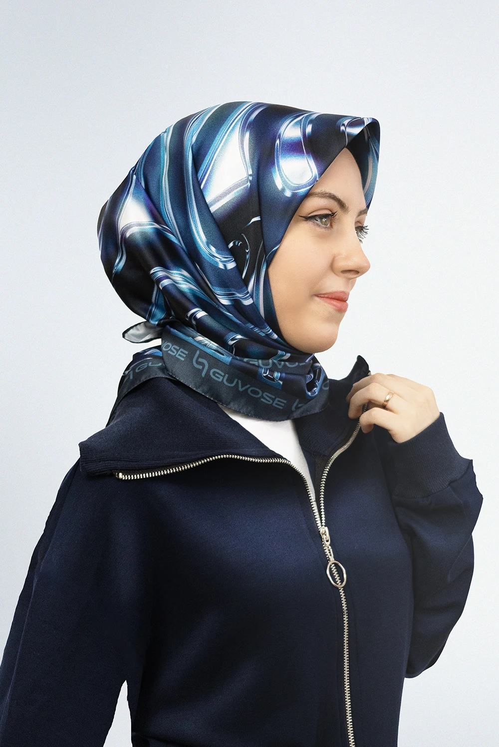 Chrome Eşarp, Sokak Stili ve Sport Kullanım, Twil Kumaş