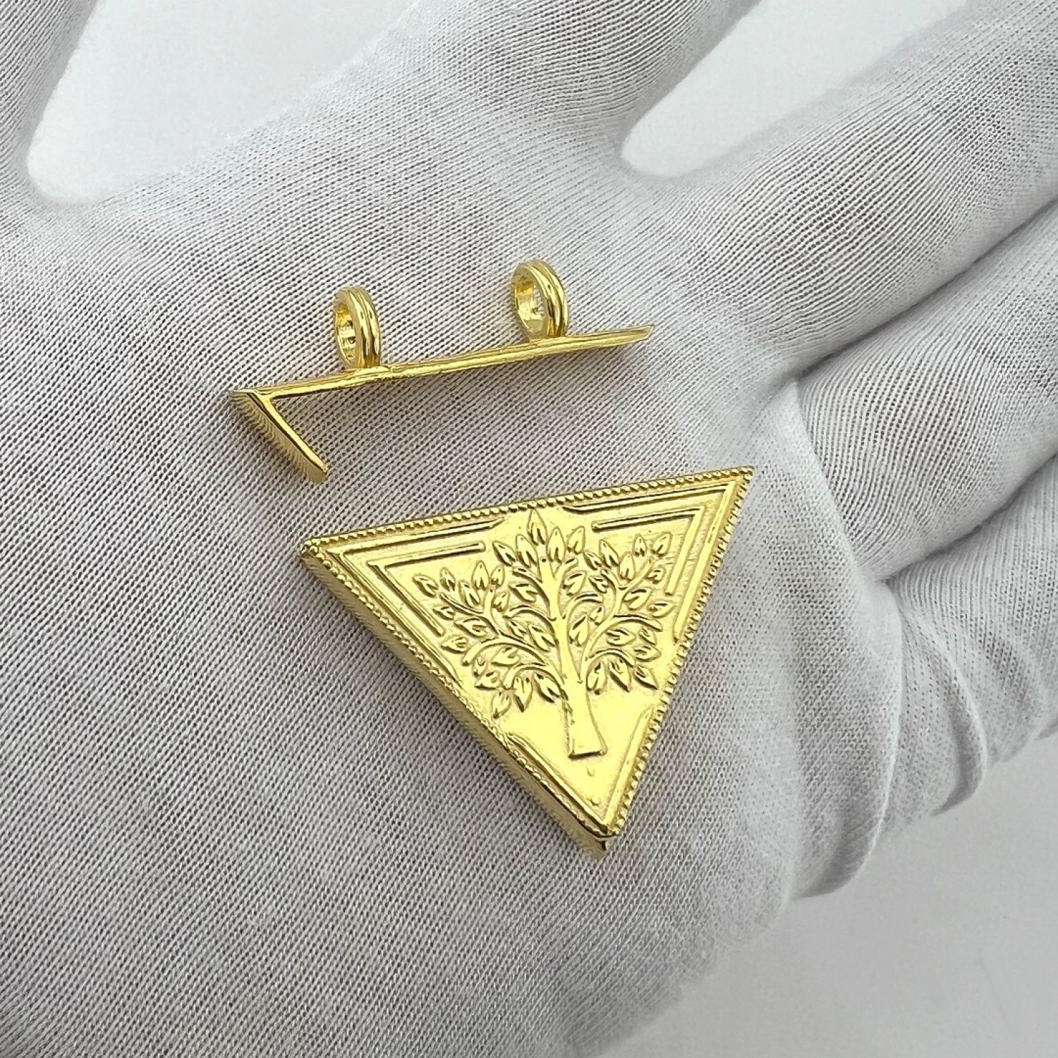 Açılır Kapanır 925 Ayar Gümüş Muska Kolye — Gold Kaplama Üçgen Tasarım