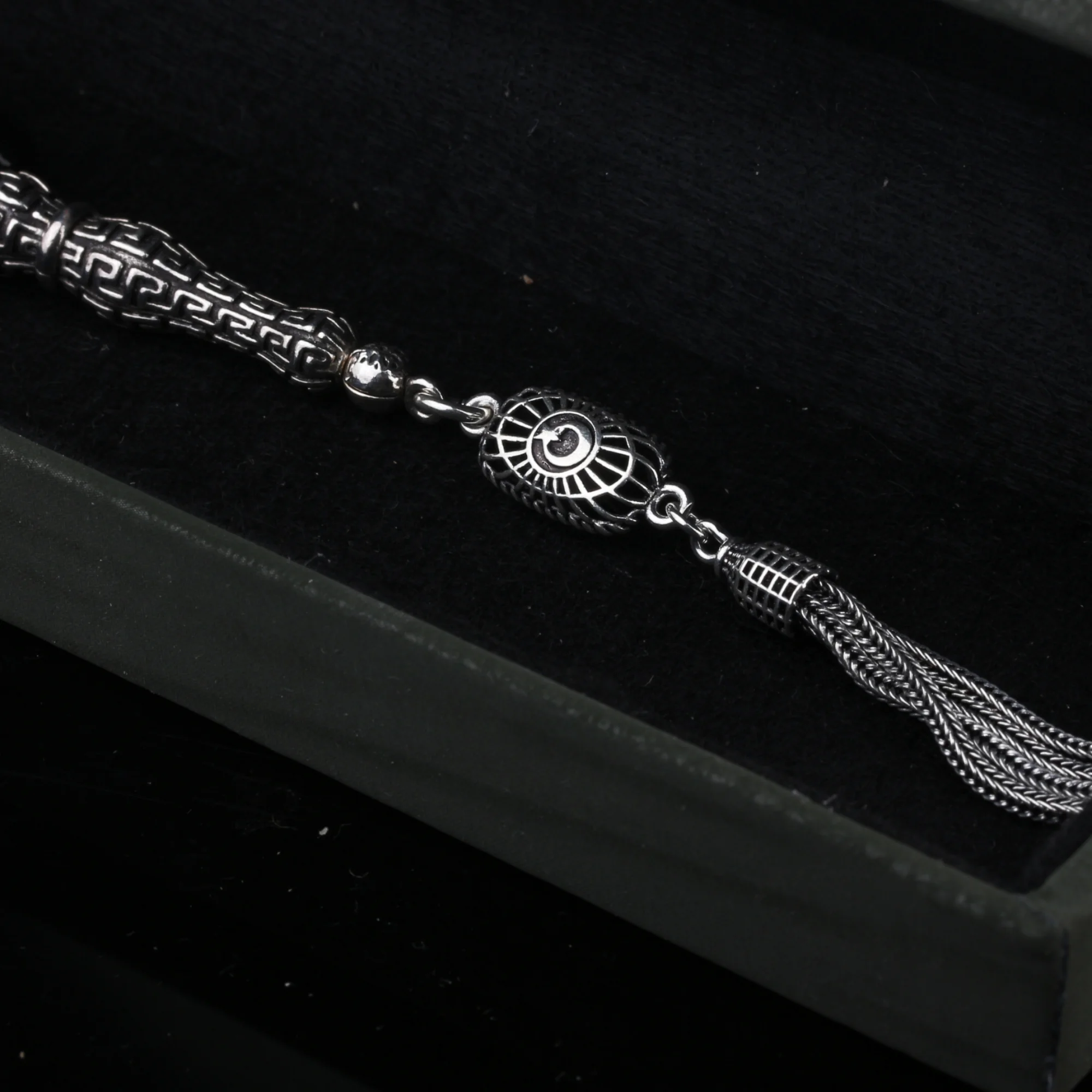 MAT ONİKS TAŞI – FİZYON PÜSKÜLLÜ 925 AYAR GÜMÜŞ TESBİH