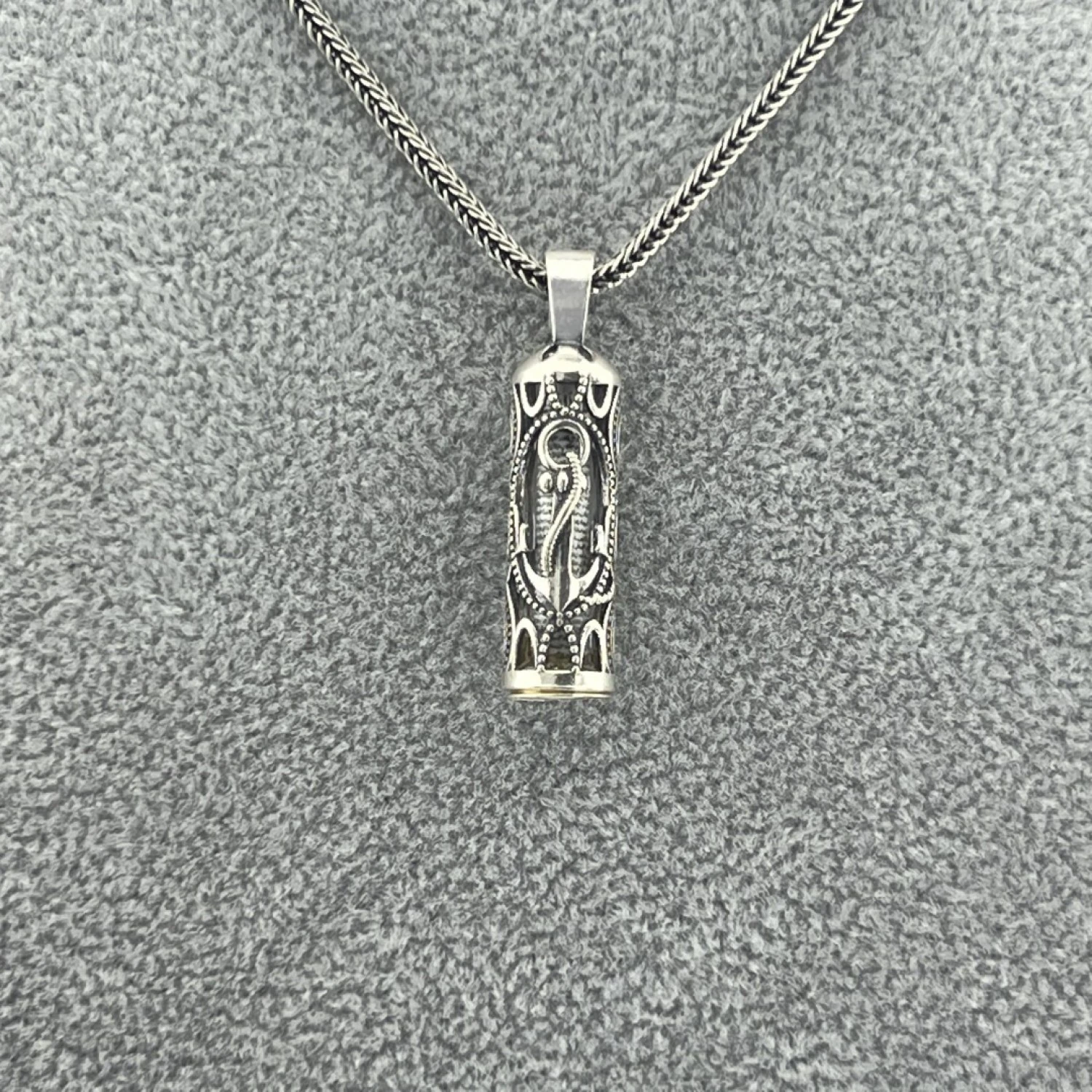 925 Ayar Gümüş Deniz Çapası Cevşen Kolye