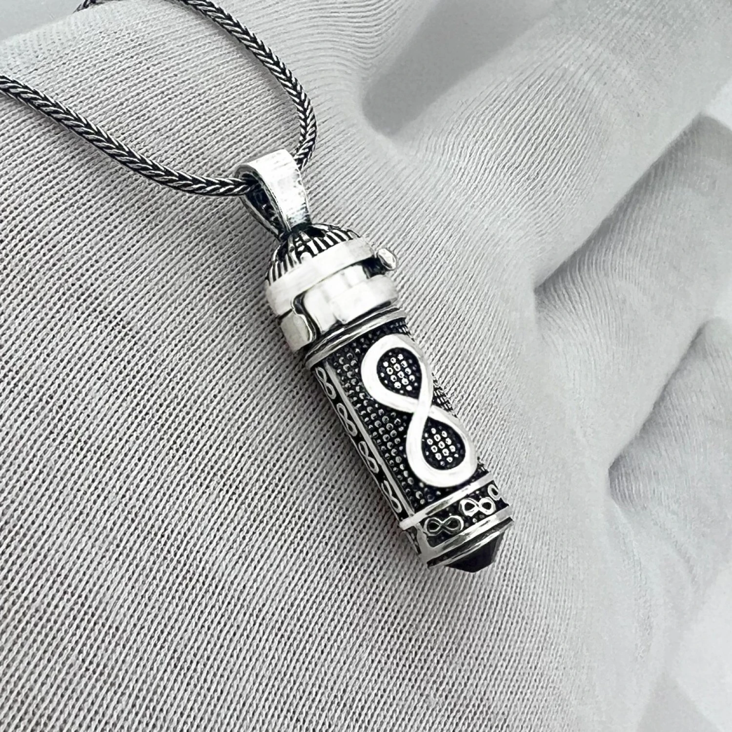 925 AYAR KIRMIZI ZİRKON TAŞ SONSUZLUK GÜMÜŞ KOLYE UCU