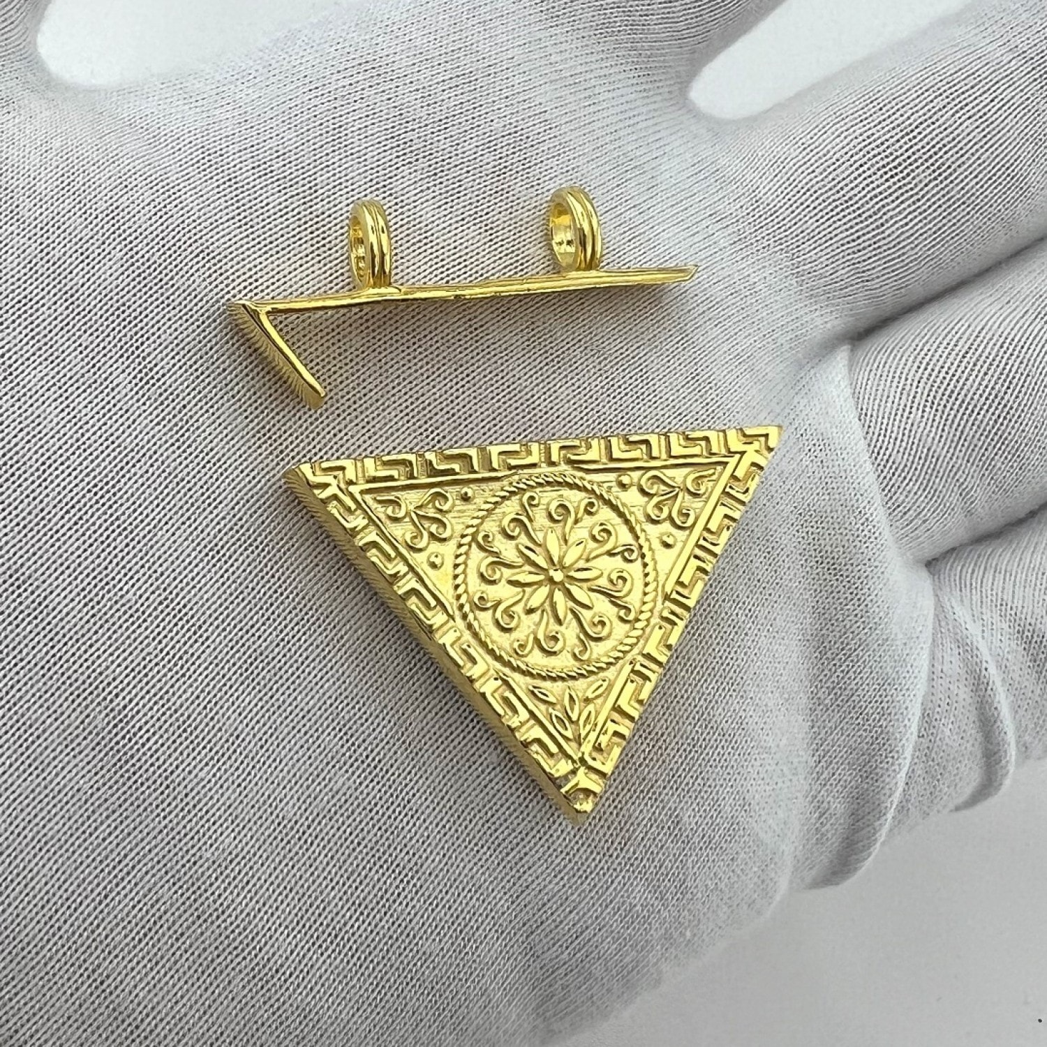 Açılır Kapanır 925 Ayar Gümüş Muska Kolye — Gold Kaplama Üçgen Tasarım