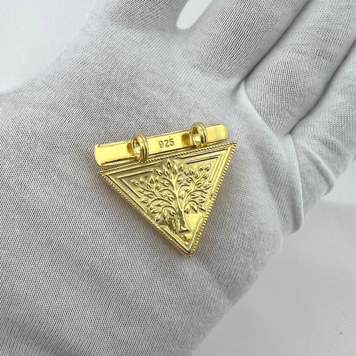 Açılır Kapanır 925 Ayar Gümüş Muska Kolye — Gold Kaplama Üçgen Tasarım