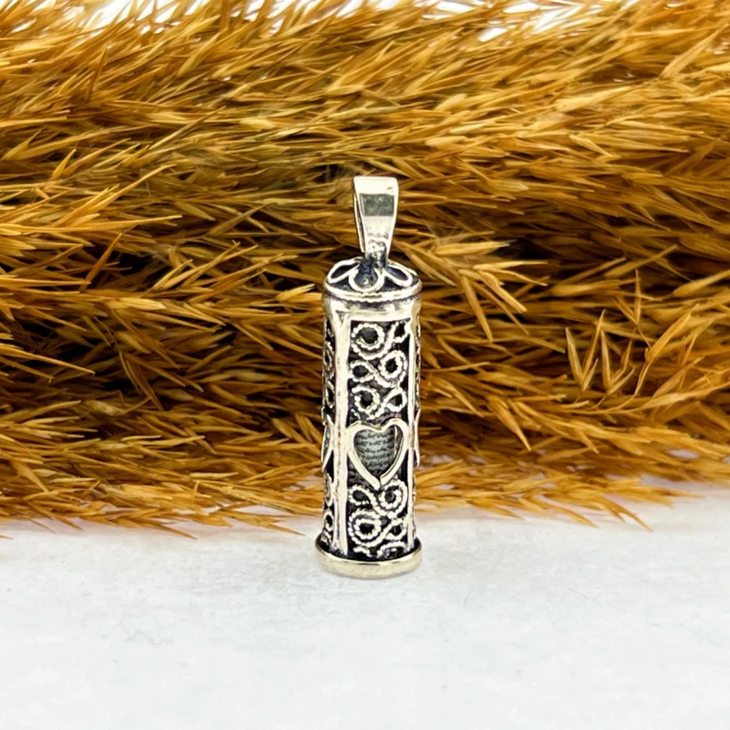 925 AYAR GÜMÜŞ KALP TASARIMLI CEVŞEN KOLYE