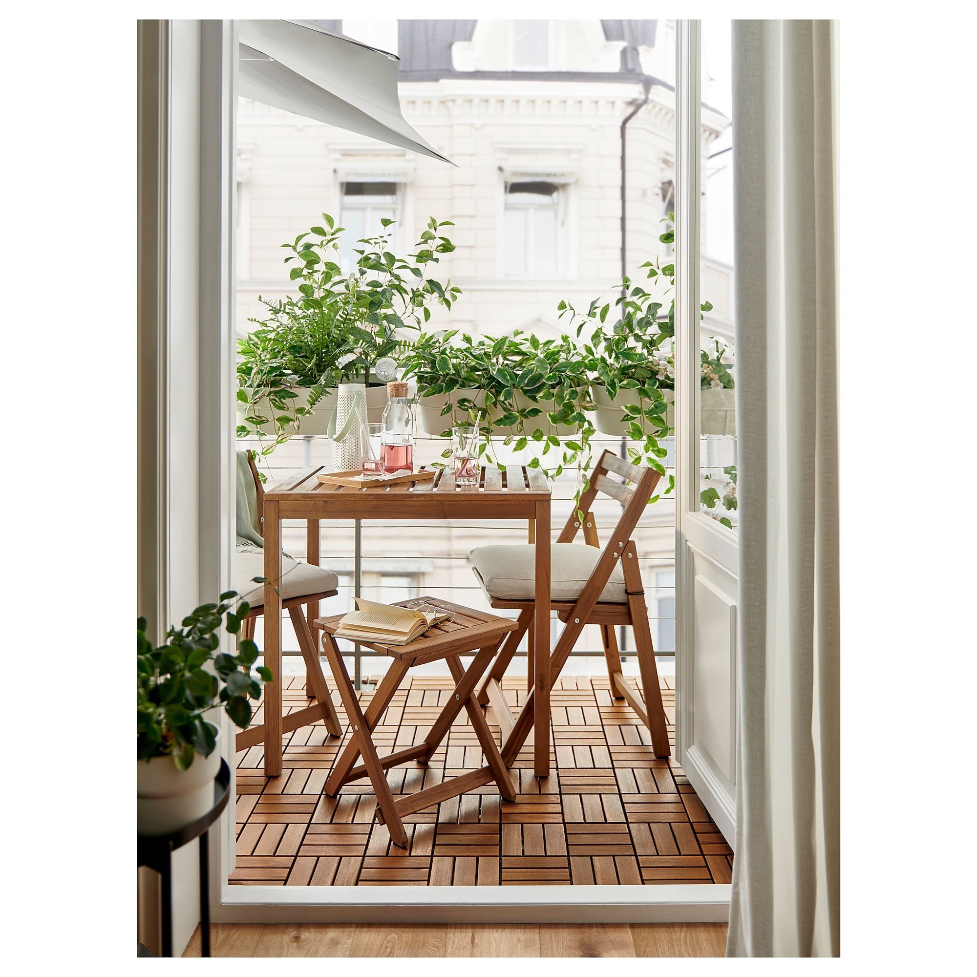 Balkon masası, açık kahverengi