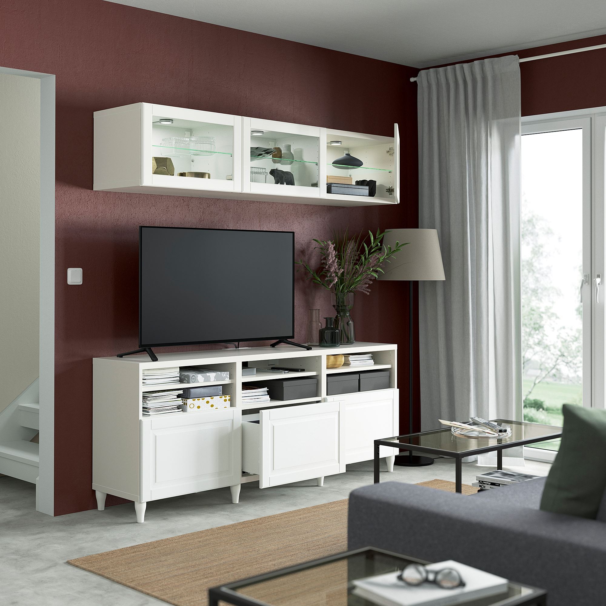 Tv ünitesi, beyaz-şeffaf cam, 180x42x192 cm, SMEVIKEN/OSTVIK, fren raylı