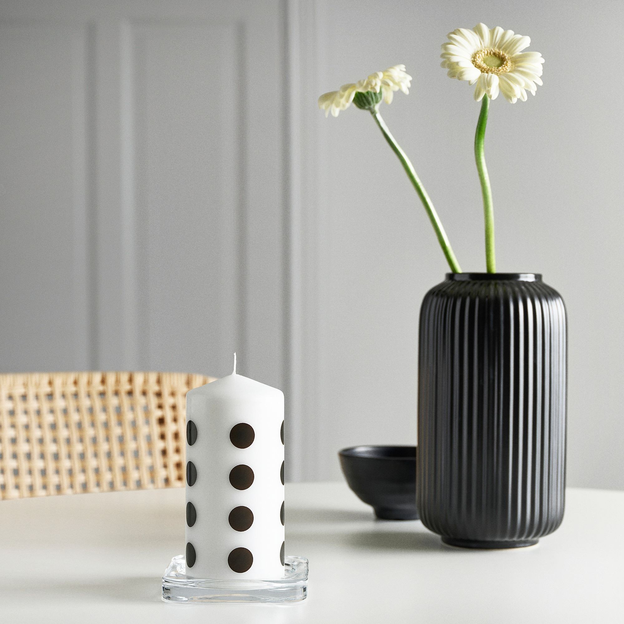 Blok mum, siyah-beyaz, 14 cm