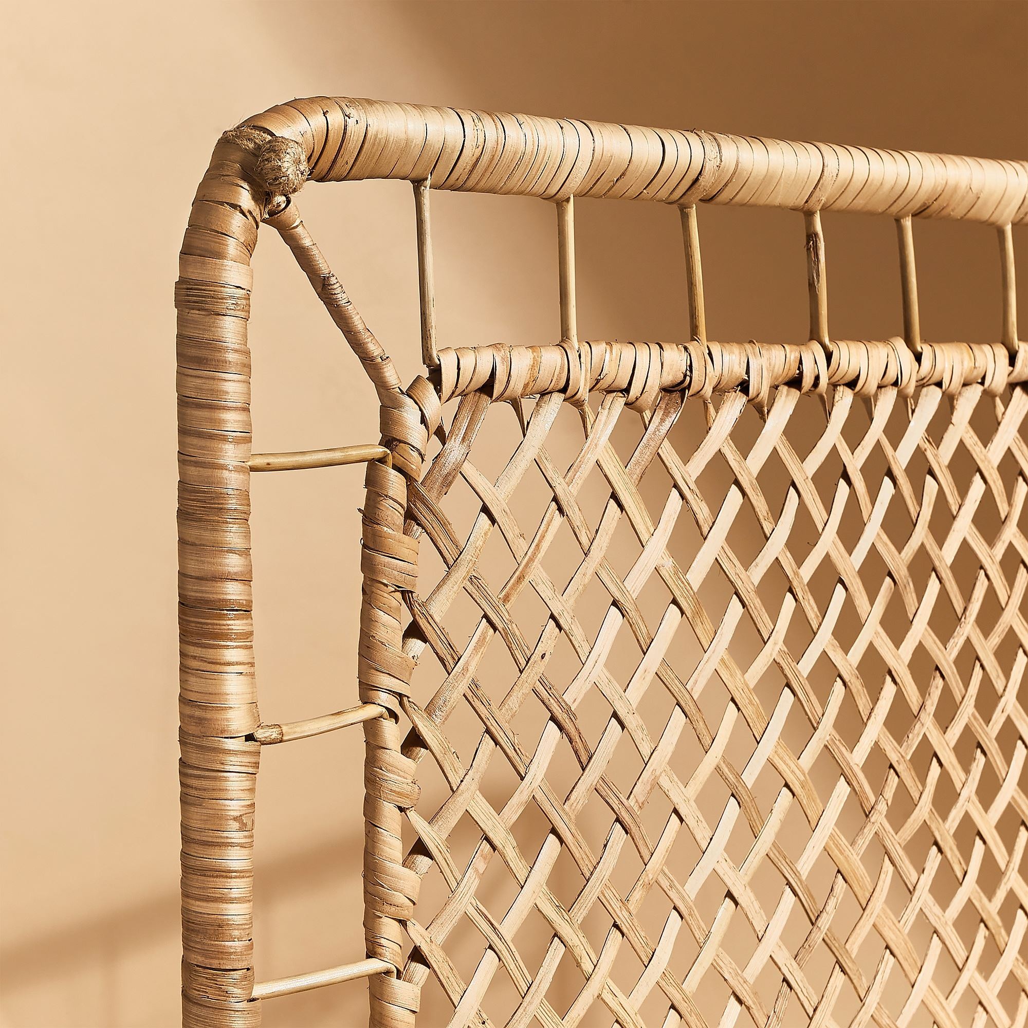 Yatak başı, rattan, el yapımı