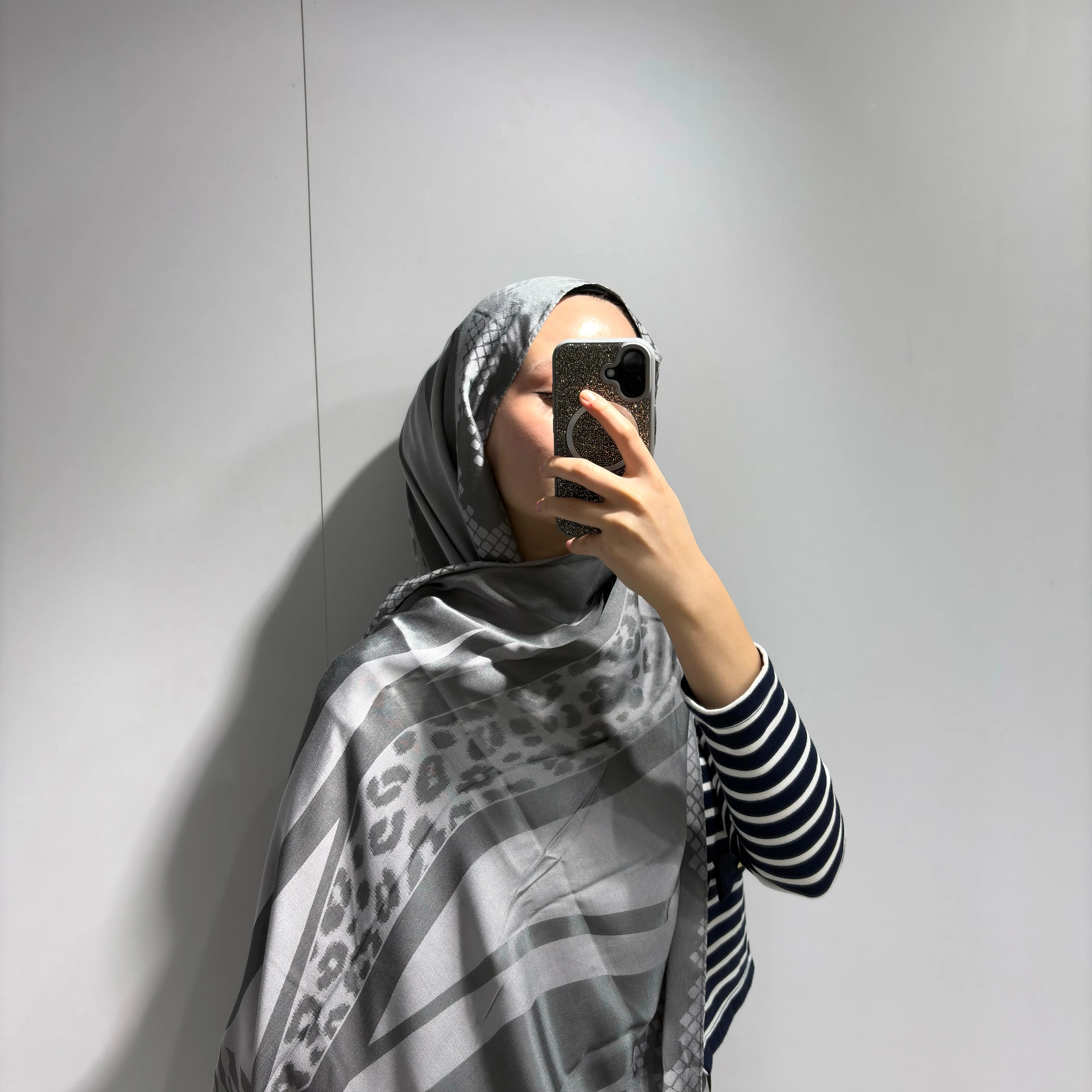 Safari desen Jakar Şal Gri