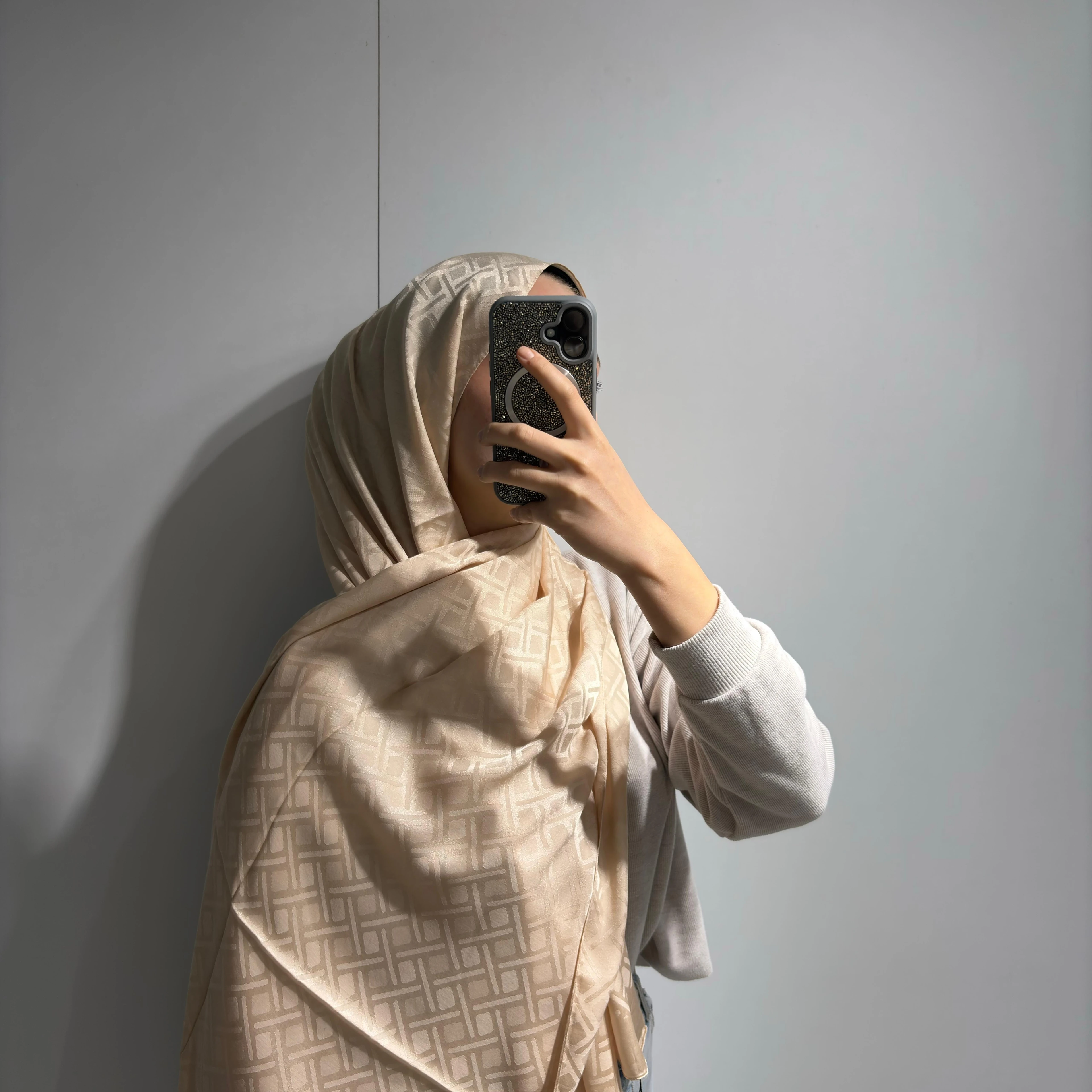 Kare Desen Jakar Şal Saks Bej