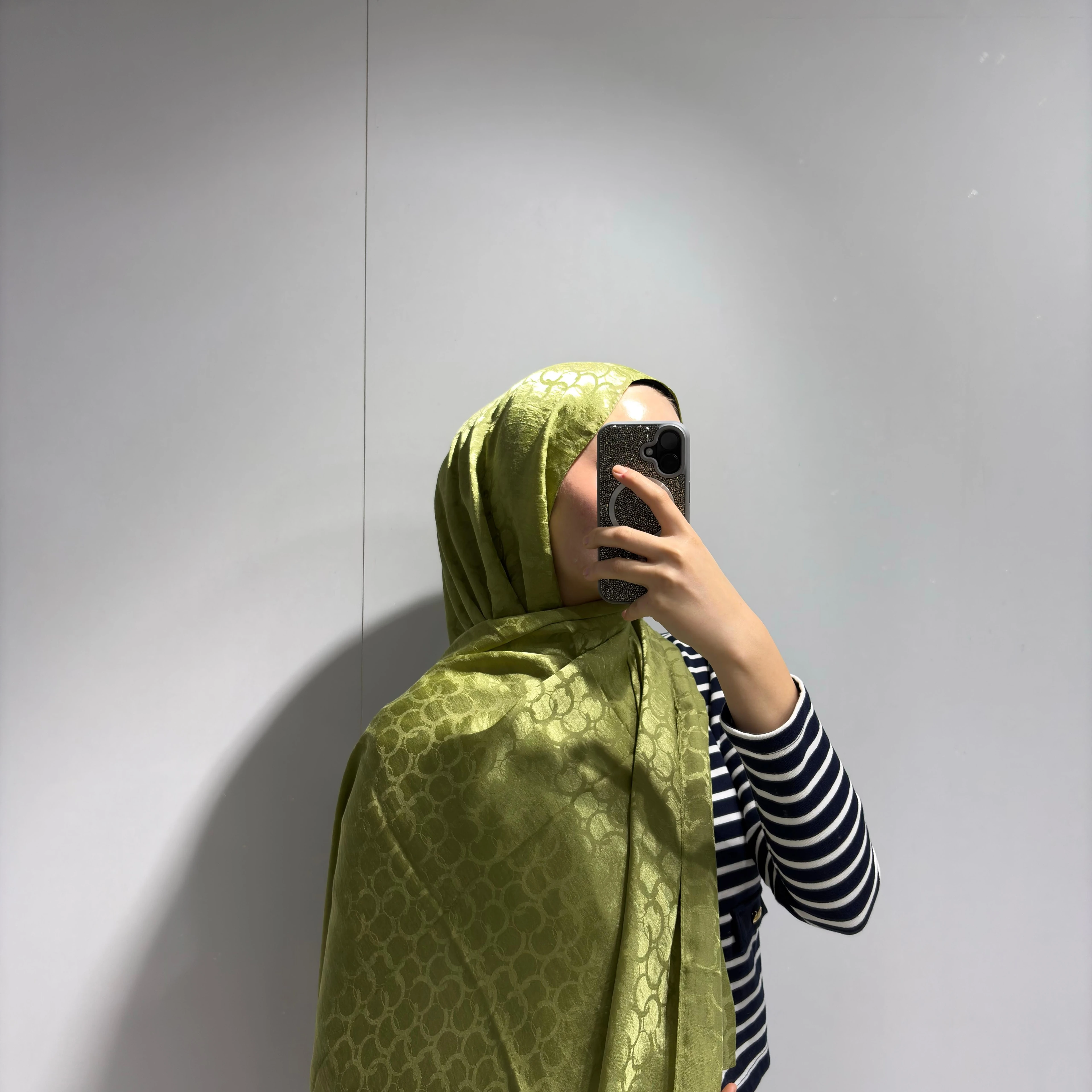 Halka Desen Jakar Şal Yağ Yeşili