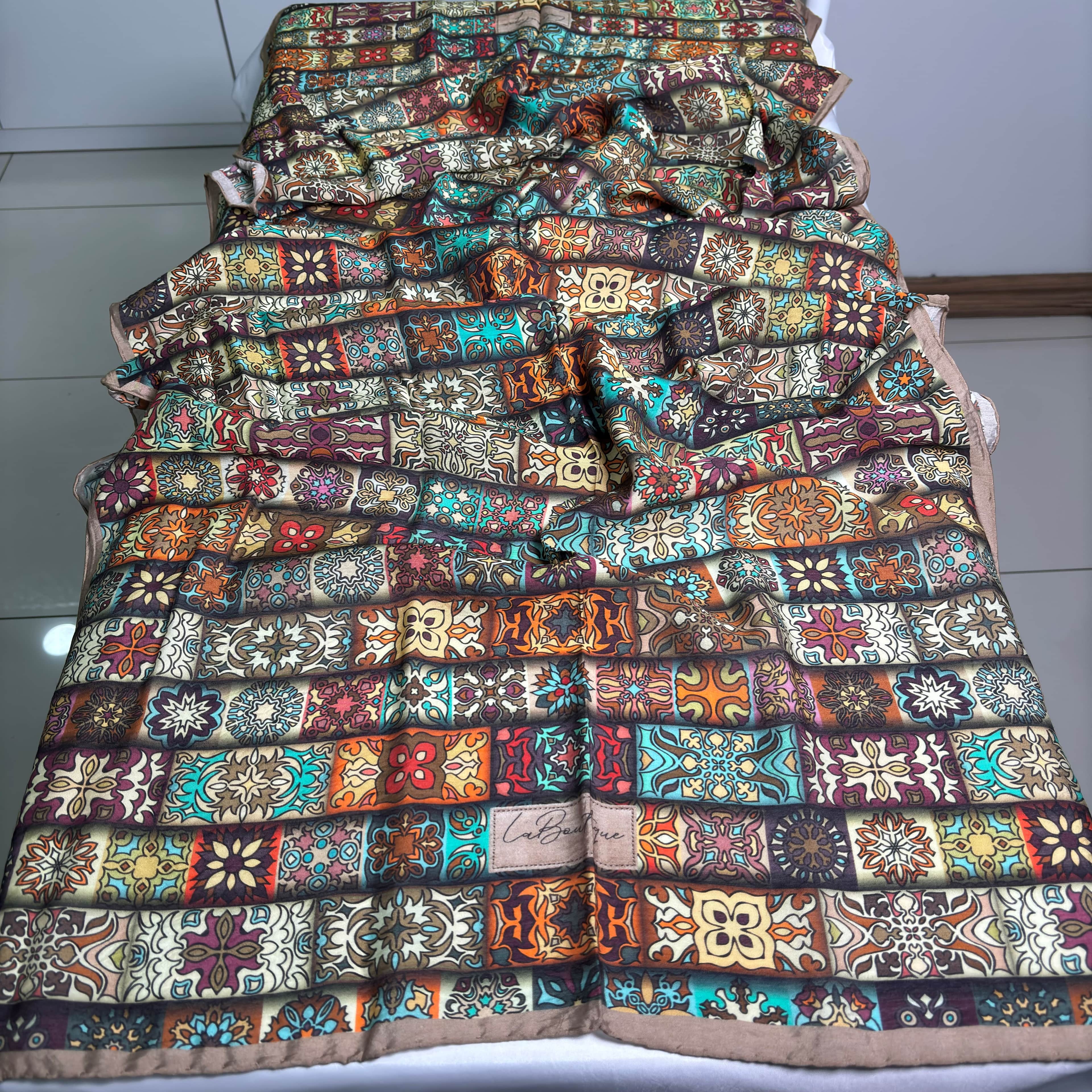 La Boutique Desenli Güz Şal 2241-03