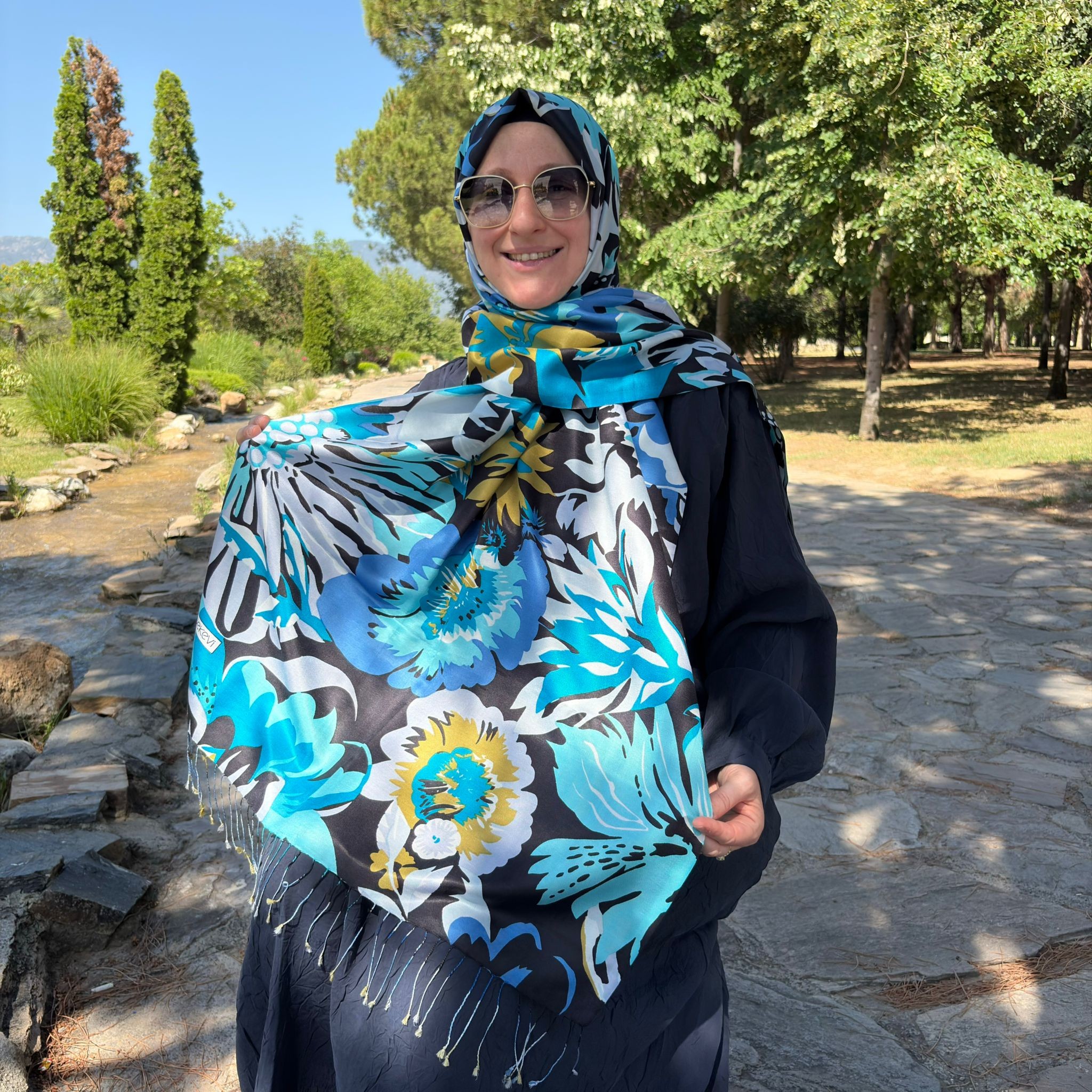 Siyah Turkuaz Nihavent Desenli İpek Şal