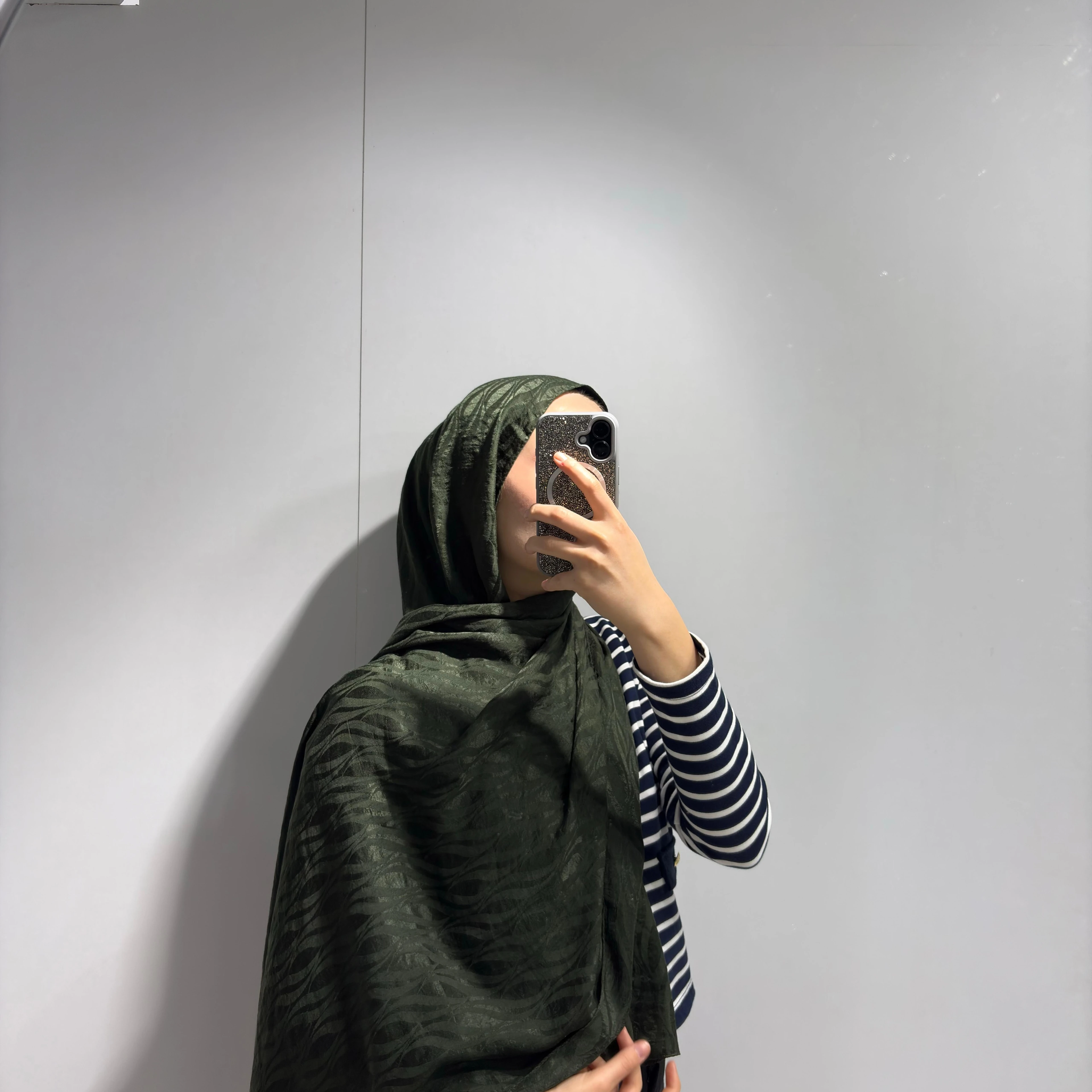 Su Yolu Desen Jakar Şal Koyu Haki