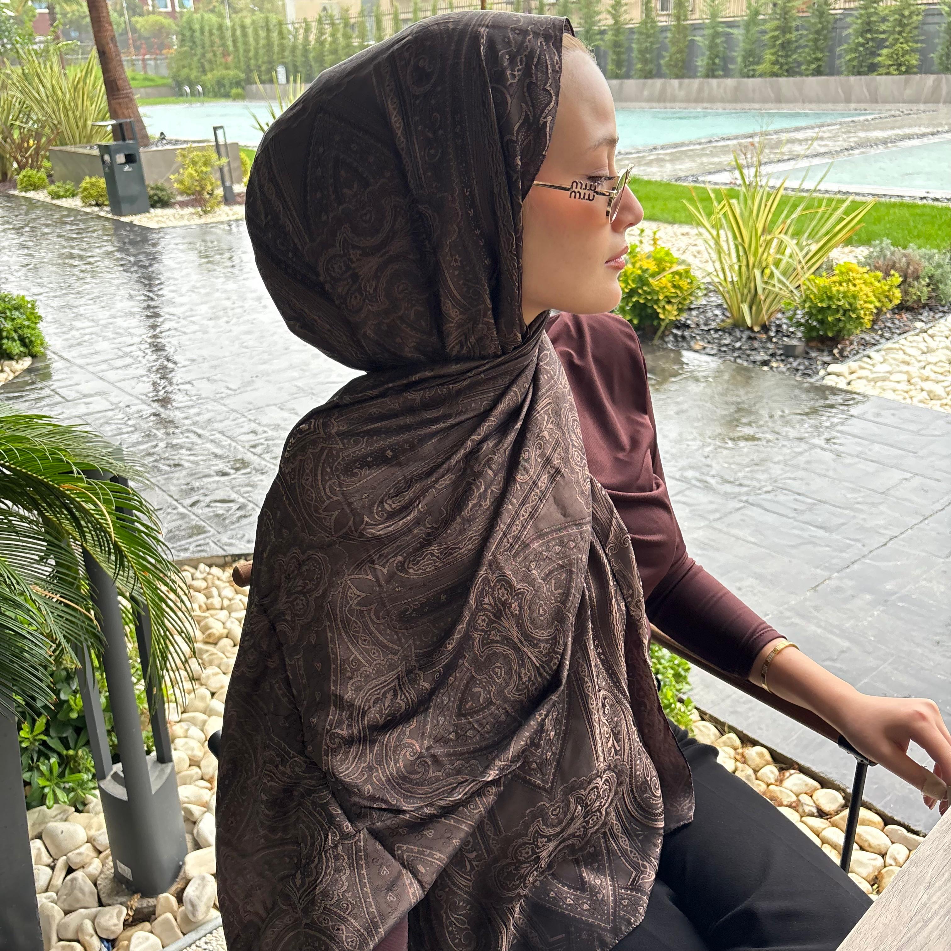 Saray Deseni Etnik Monogram Şal