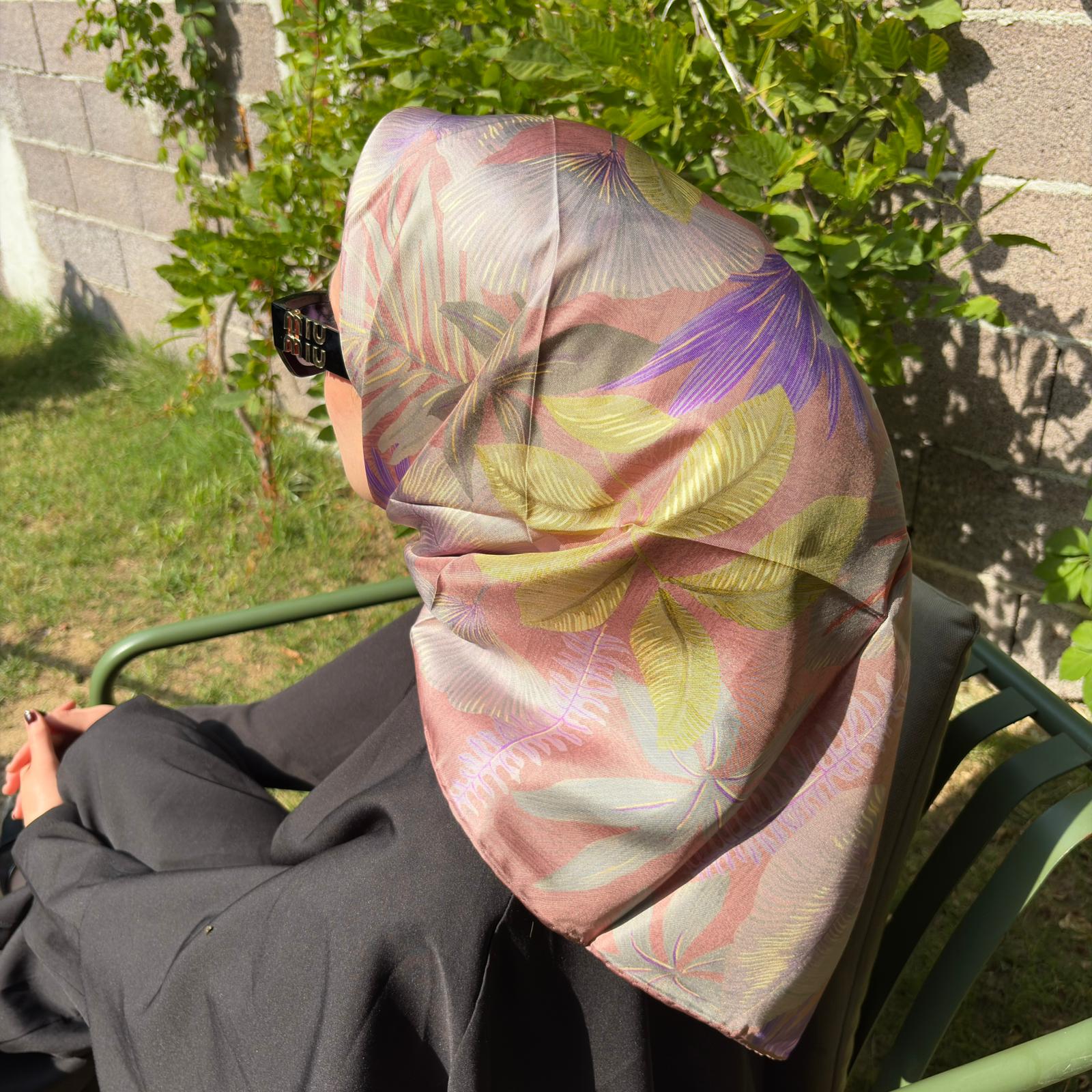 Belli 2025-2026 Sonbahar Kış Kreasyonu İpek Eşarp