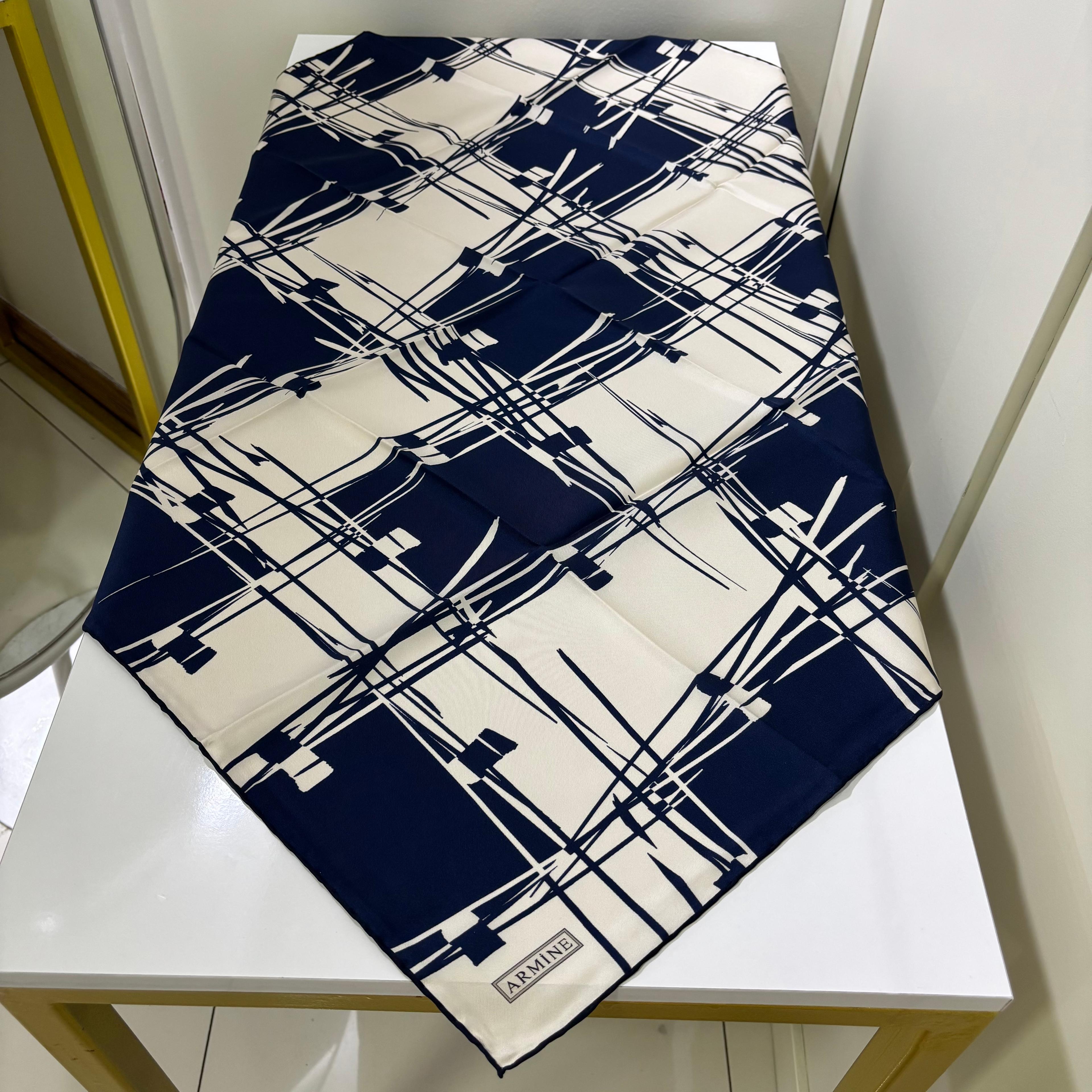 Armine İpek Eşarp 9442D Twill - Lacivert