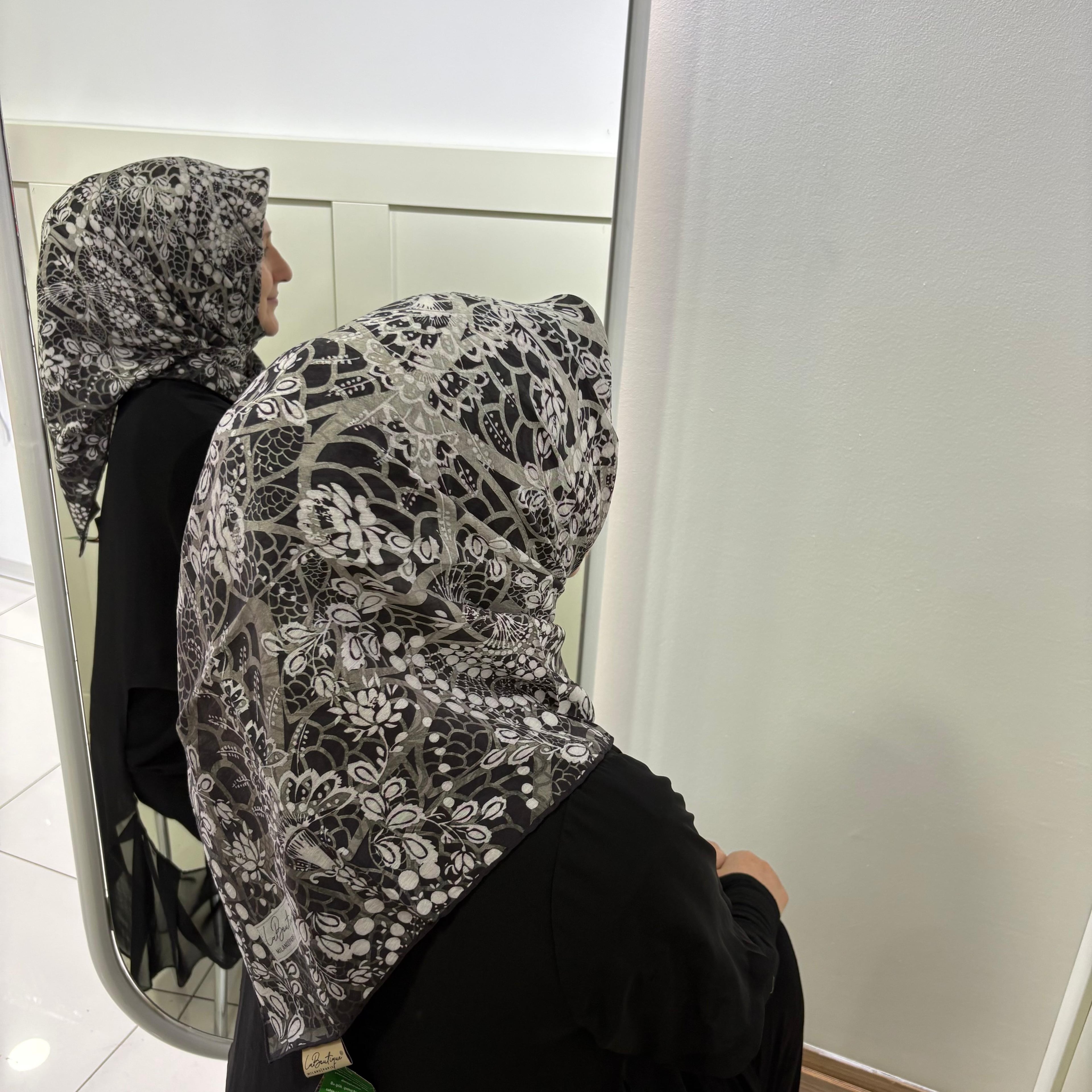 La Boutique 2025 Güz Eşarp